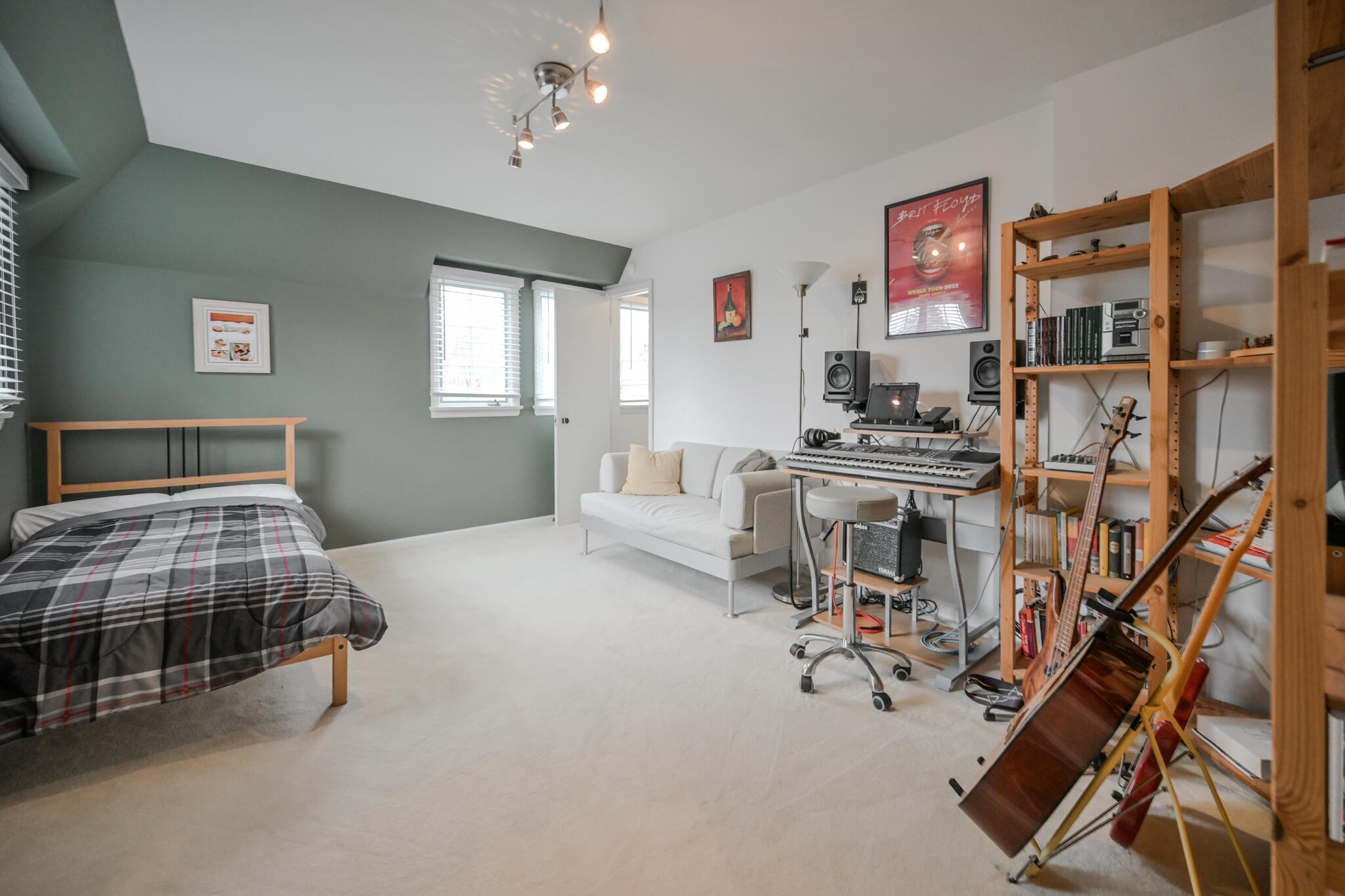 735 Tanglewood Drive, Springfield, Ohio 45504