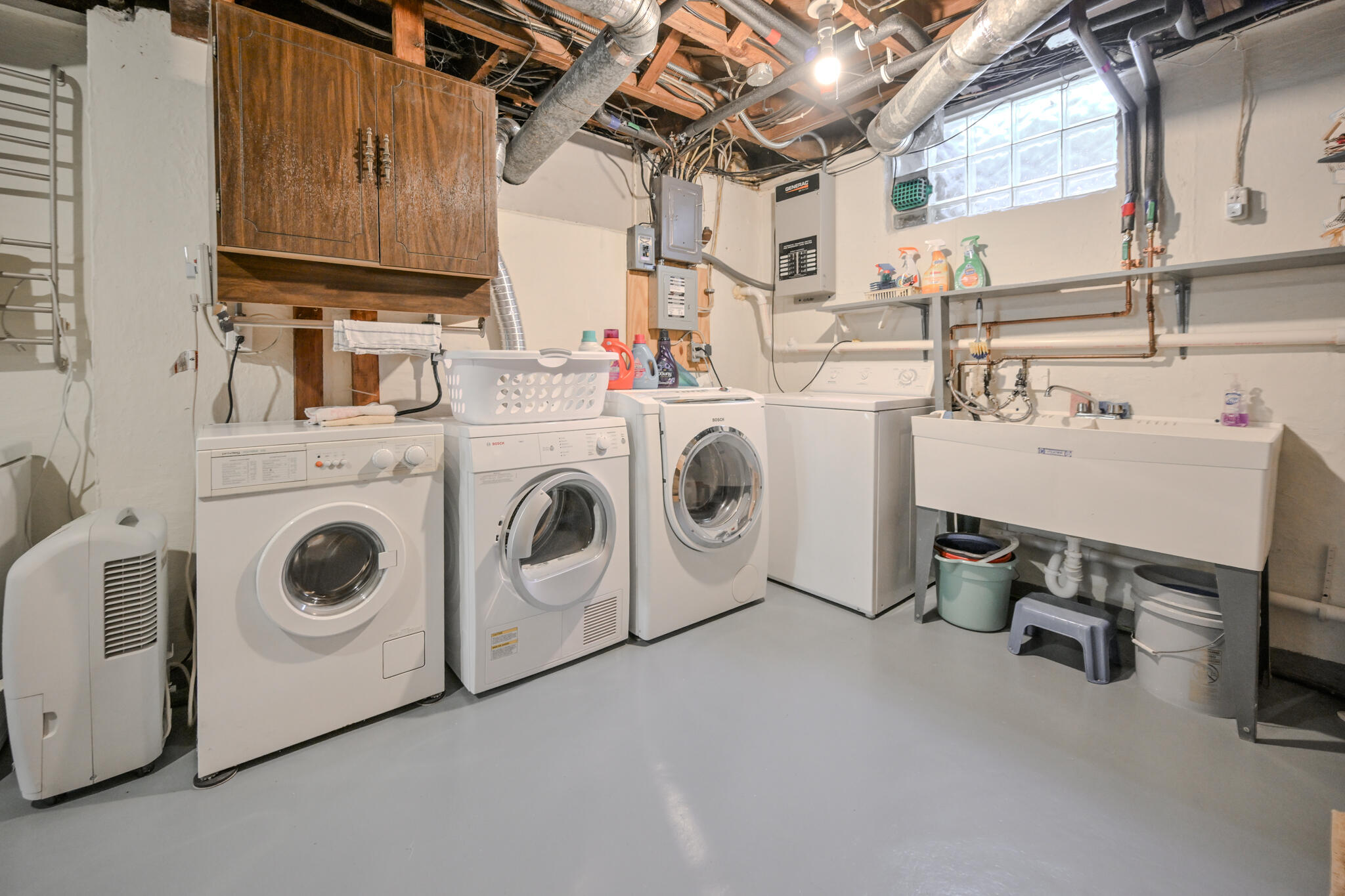 735 Tanglewood Drive, Springfield, Ohio 45504