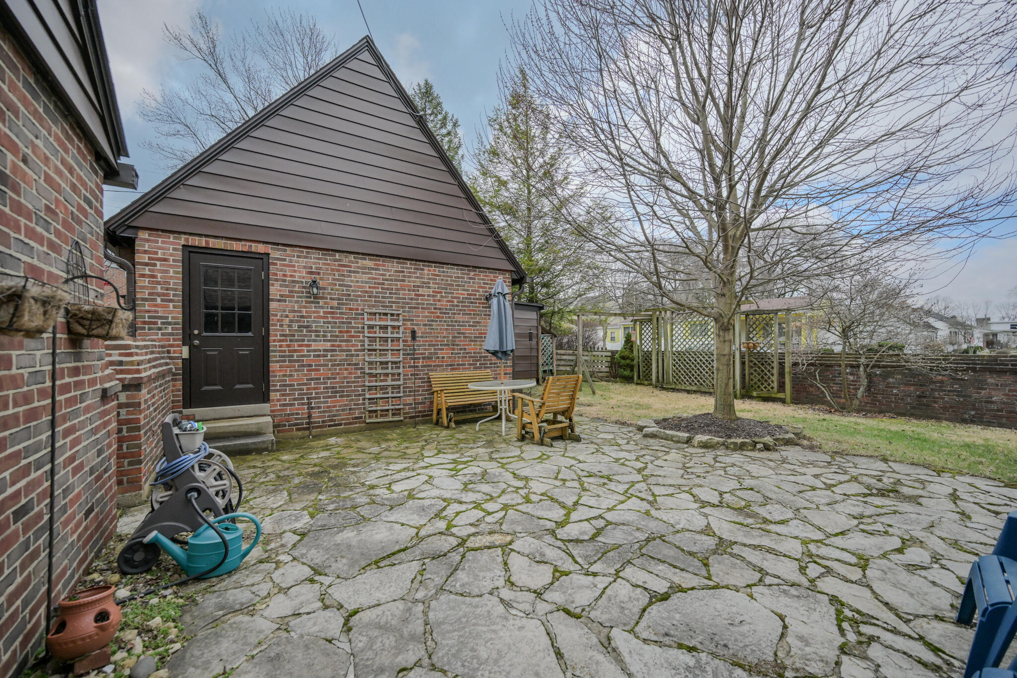 735 Tanglewood Drive, Springfield, Ohio 45504