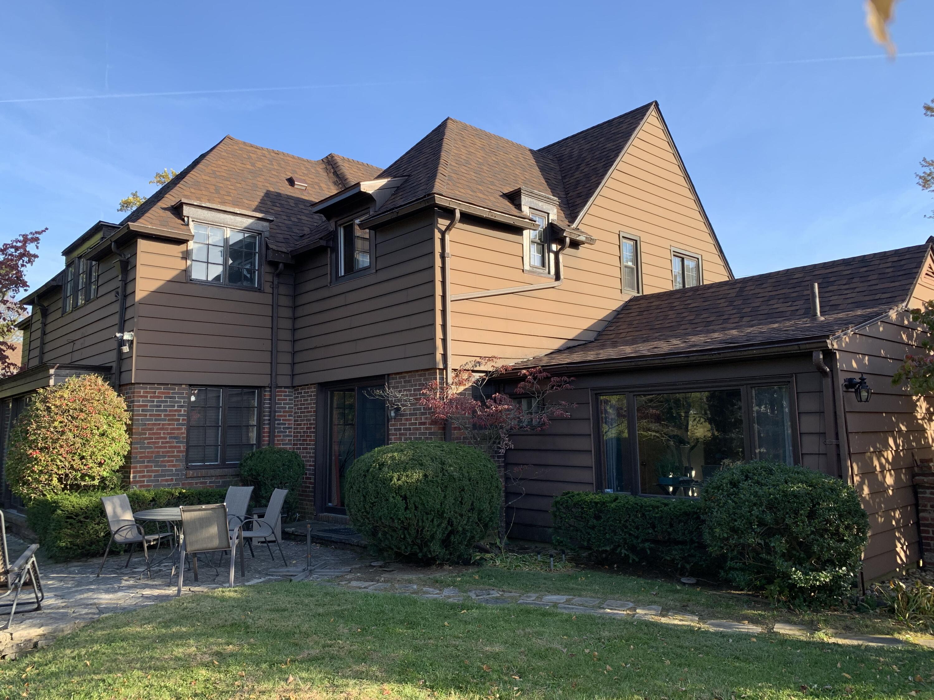 735 Tanglewood Drive, Springfield, Ohio 45504