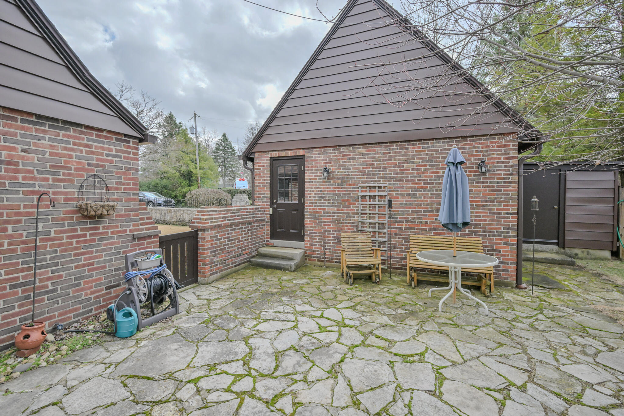 735 Tanglewood Drive, Springfield, Ohio 45504