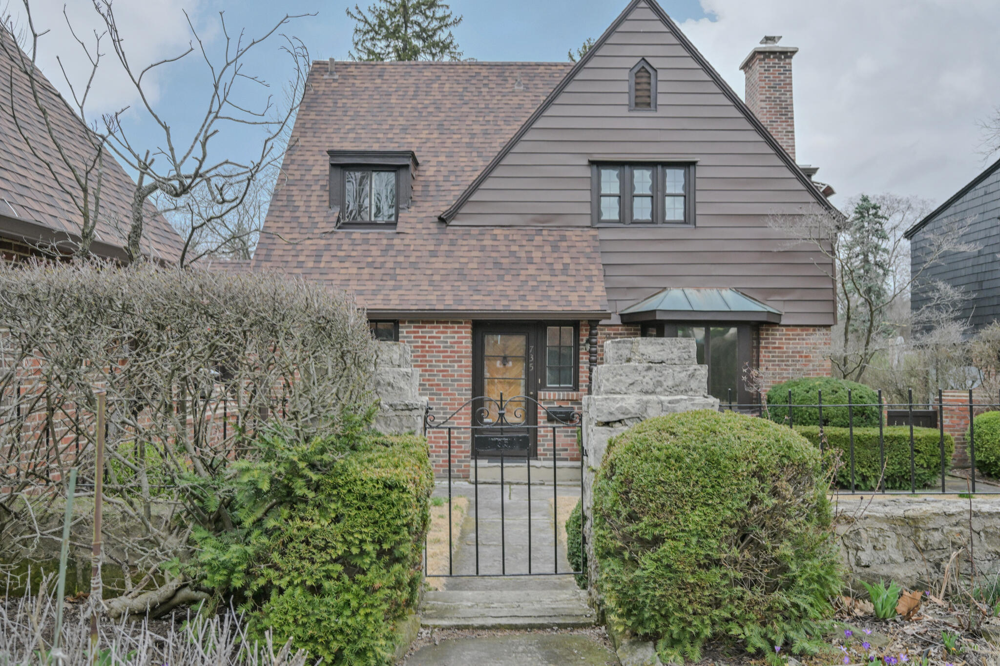 735 Tanglewood Drive, Springfield, Ohio 45504