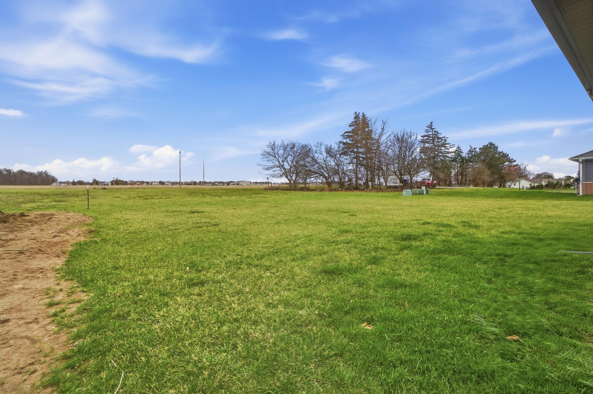 109 Bluegrass Drive, Wapakoneta, Ohio 45895