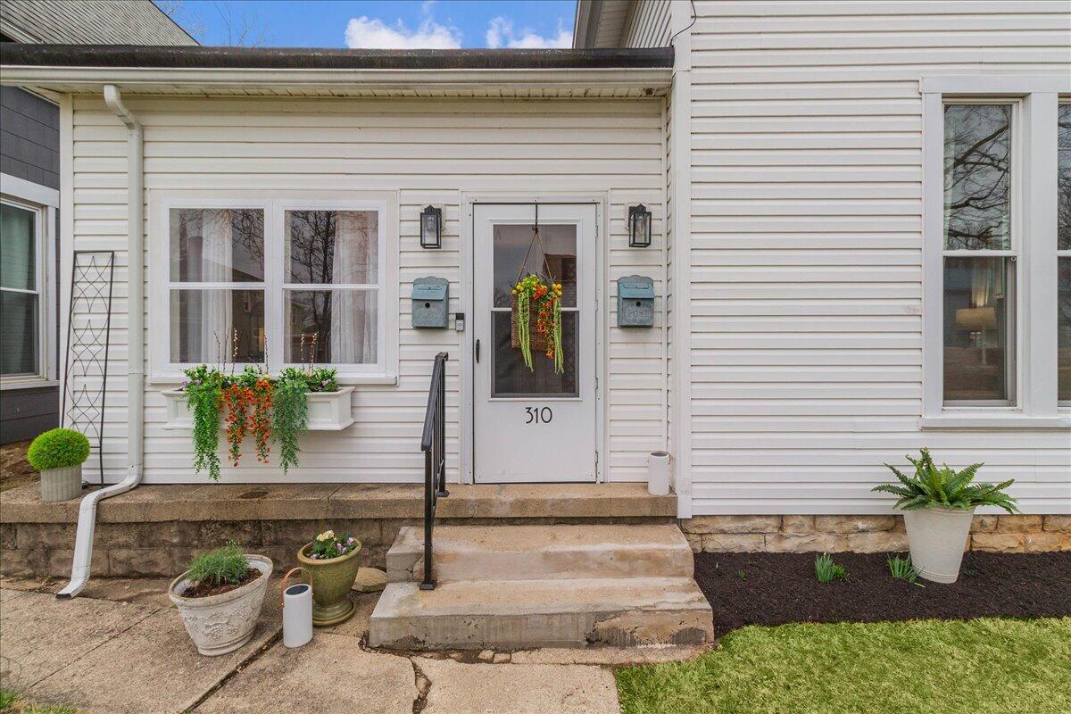 310 Washington Avenue, Urbana, Ohio 43078