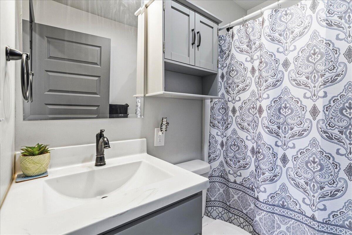 9631 Fairview Avenue, Lakeview, Ohio 43331