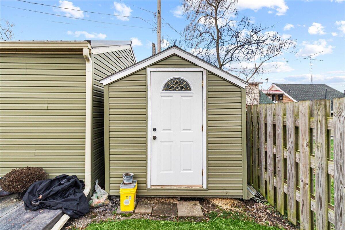 9631 Fairview Avenue, Lakeview, Ohio 43331