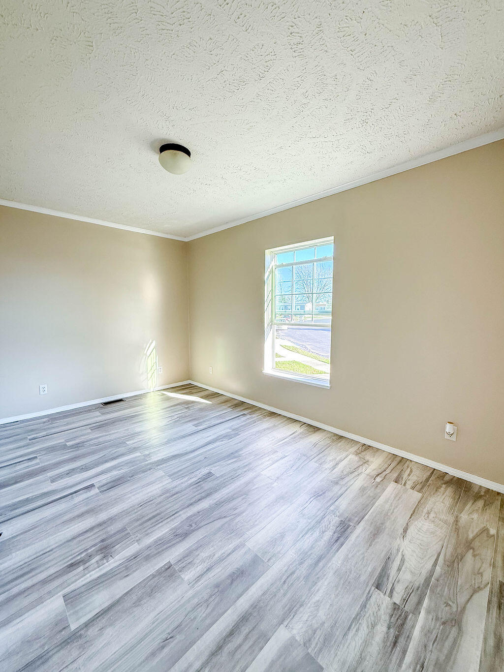 4100 Troy Road, Springfield, Ohio 45502