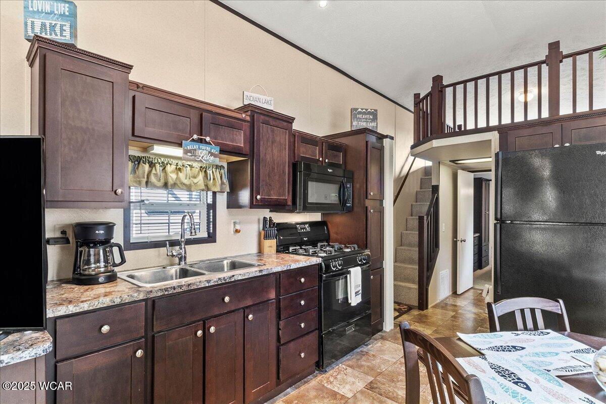 10950 Cherokee Drive, Lakeview, Ohio