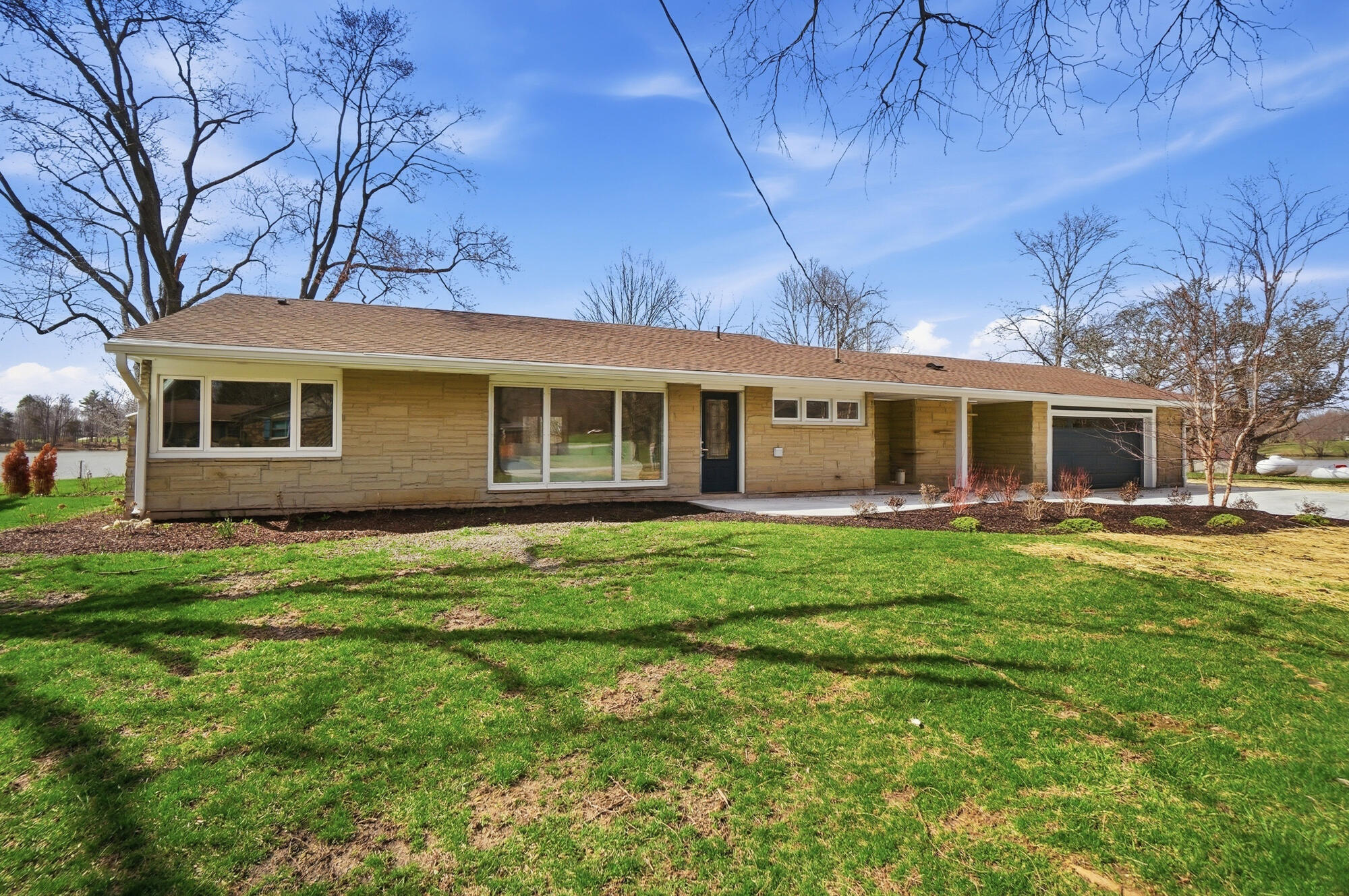 1091 Sylvan Shores Drive, South Vienna, Ohio 45369