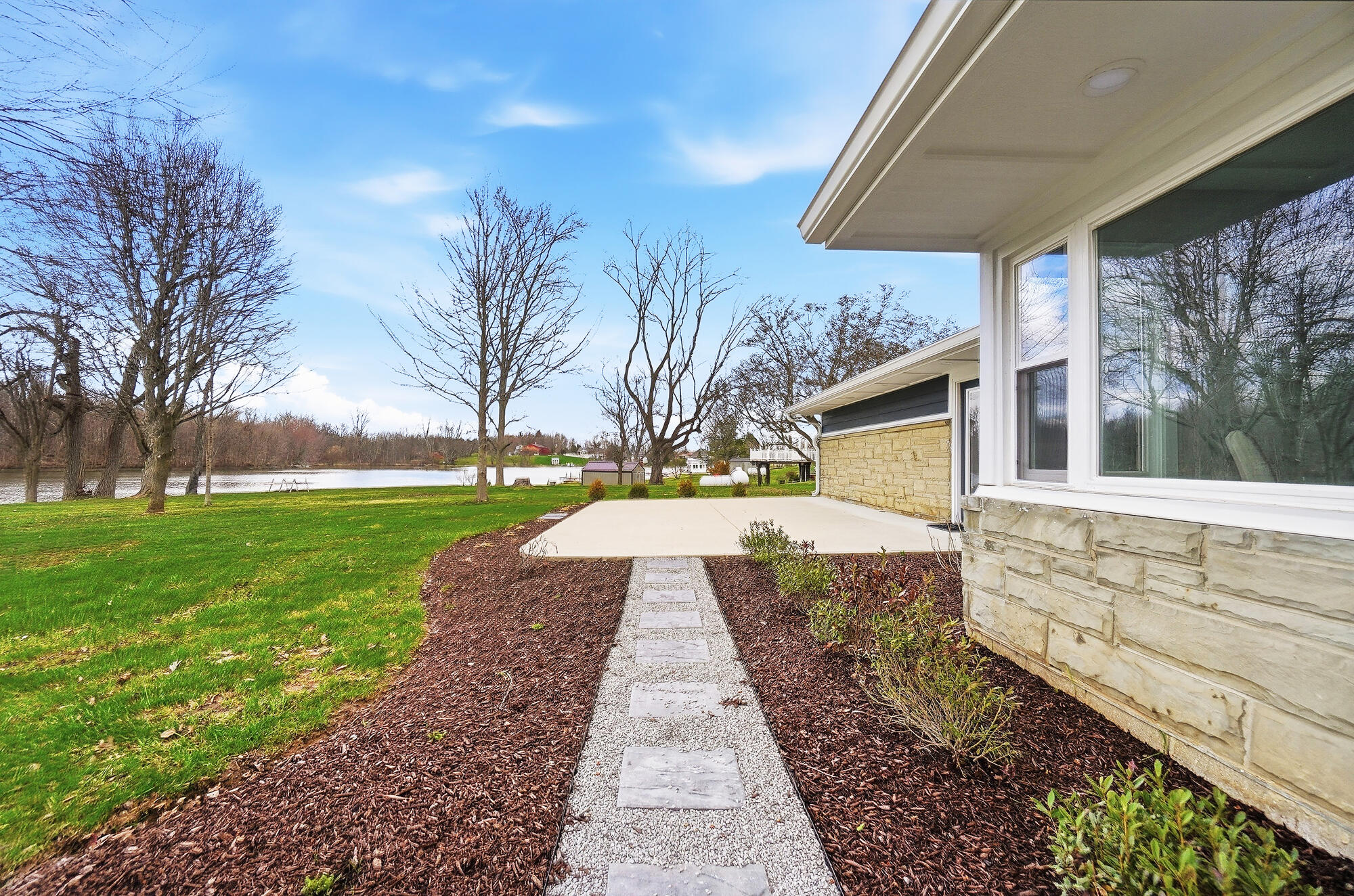 1091 Sylvan Shores Drive, South Vienna, Ohio 45369