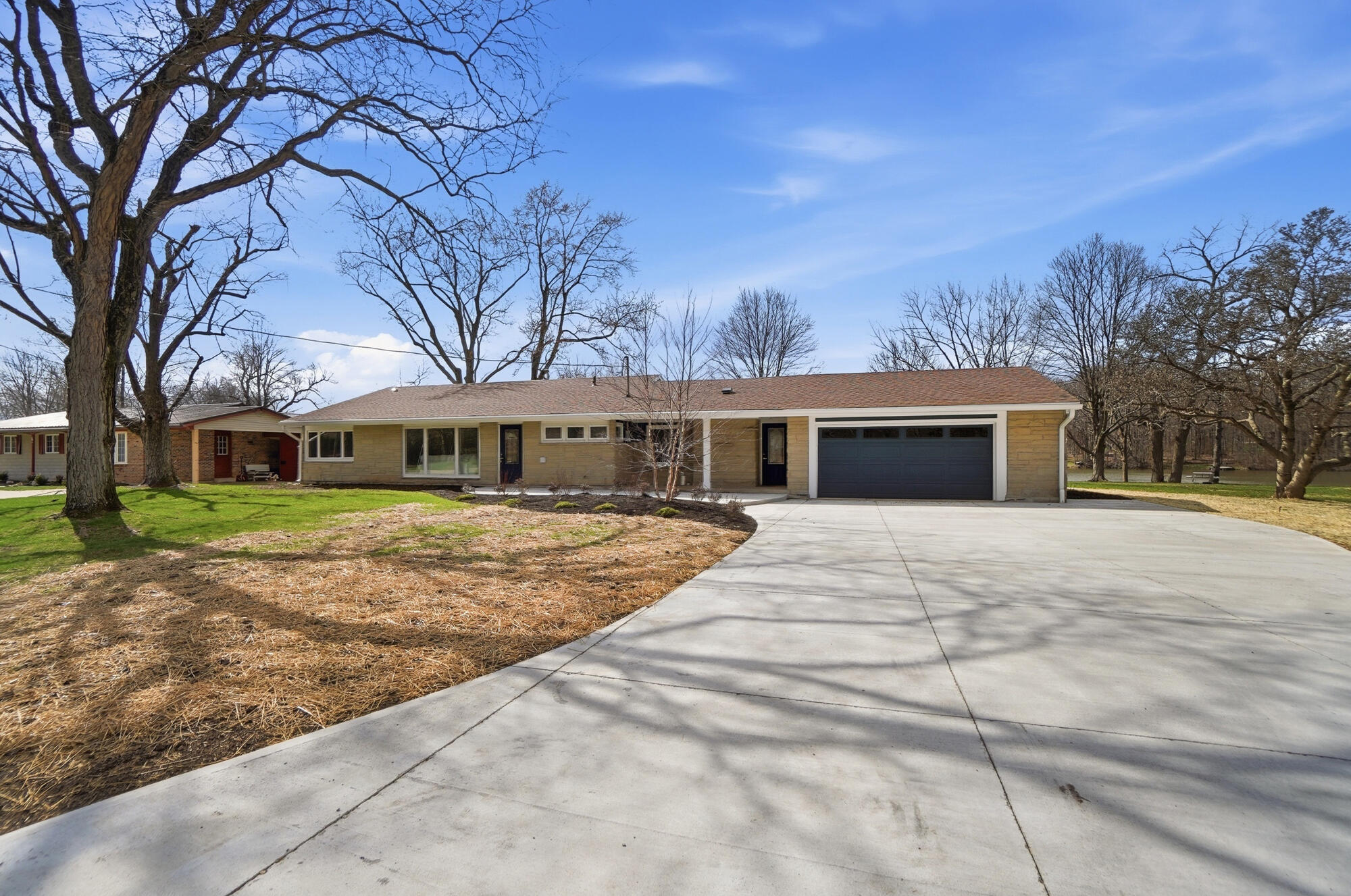 1091 Sylvan Shores Drive, South Vienna, Ohio 45369