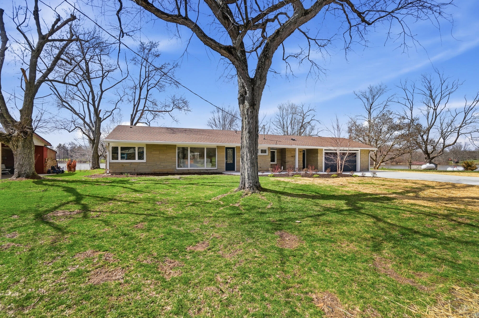 1091 Sylvan Shores Drive, South Vienna, Ohio 45369