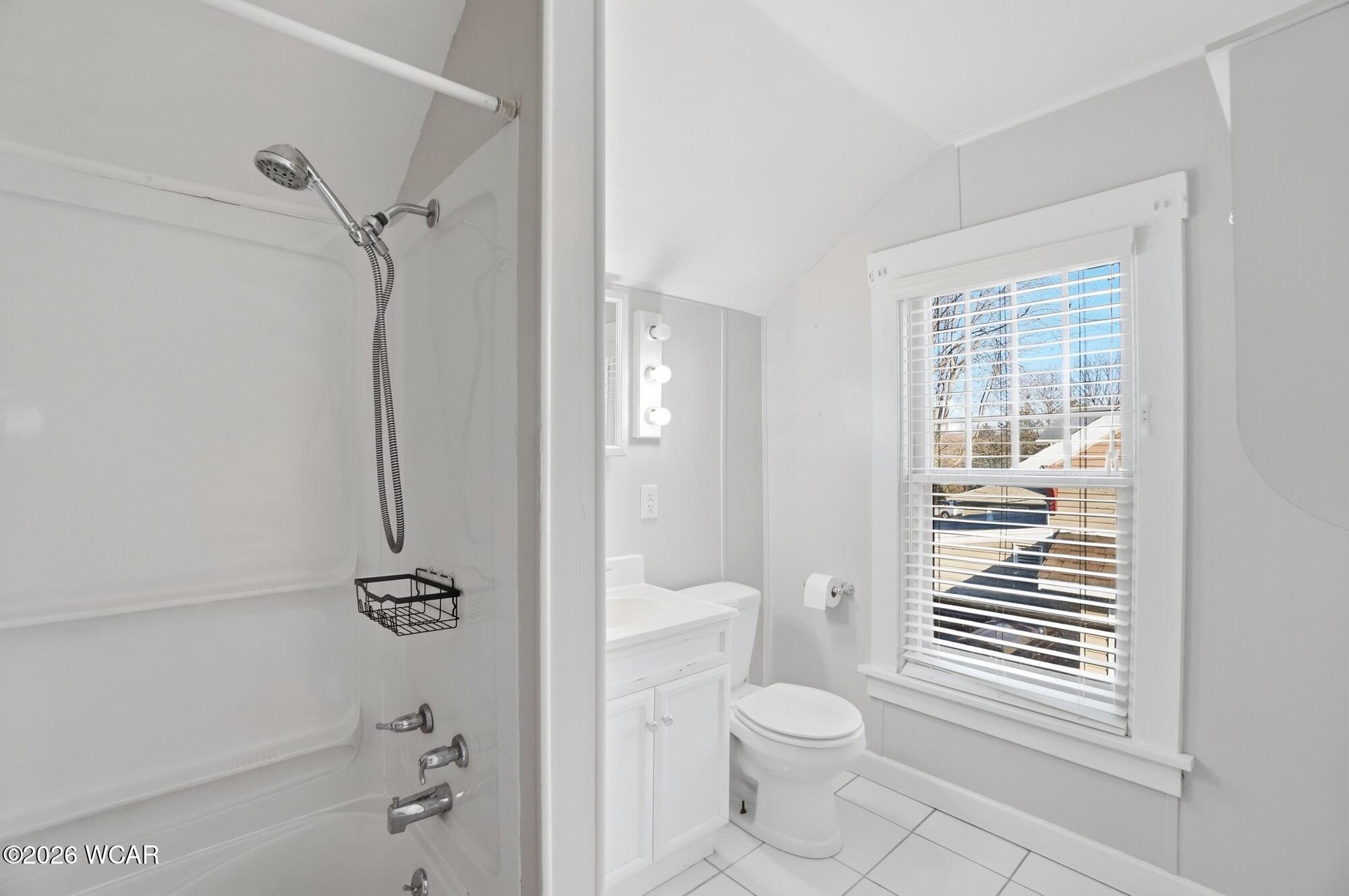 860 Hurd Avenue, Findlay, Ohio