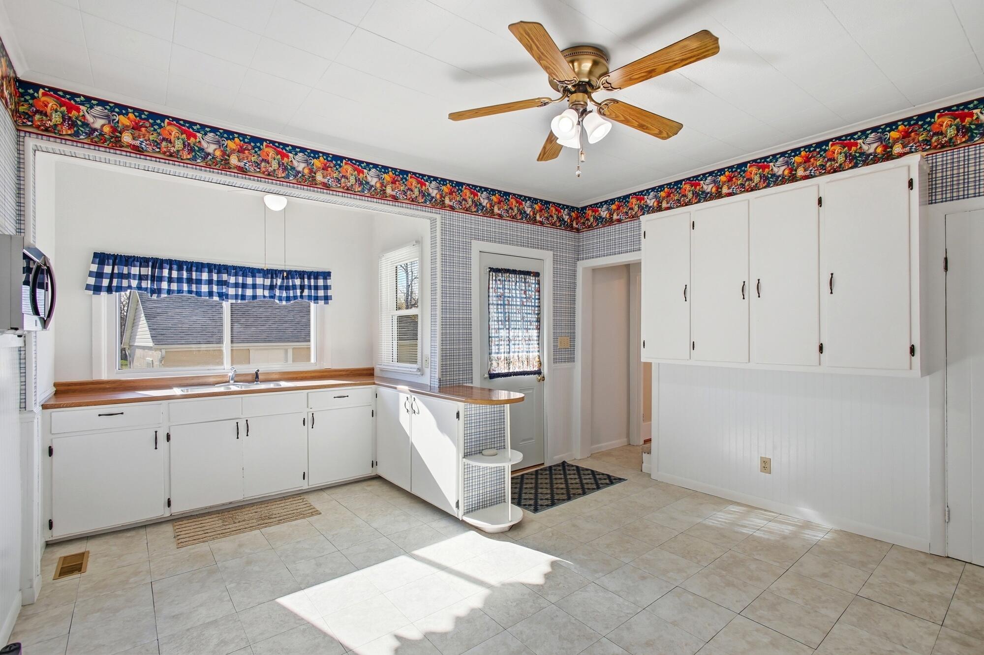 319 Jamestown Road, South Charleston, Ohio 45368