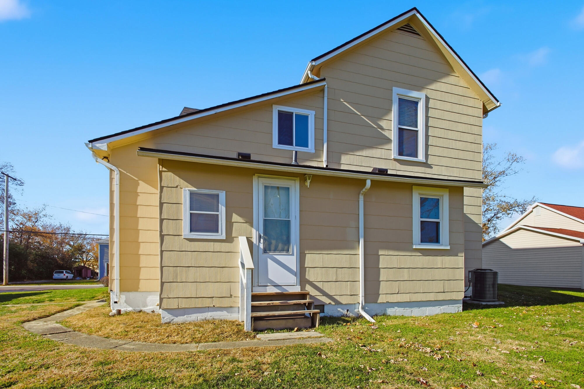 319 Jamestown Road, South Charleston, Ohio 45368