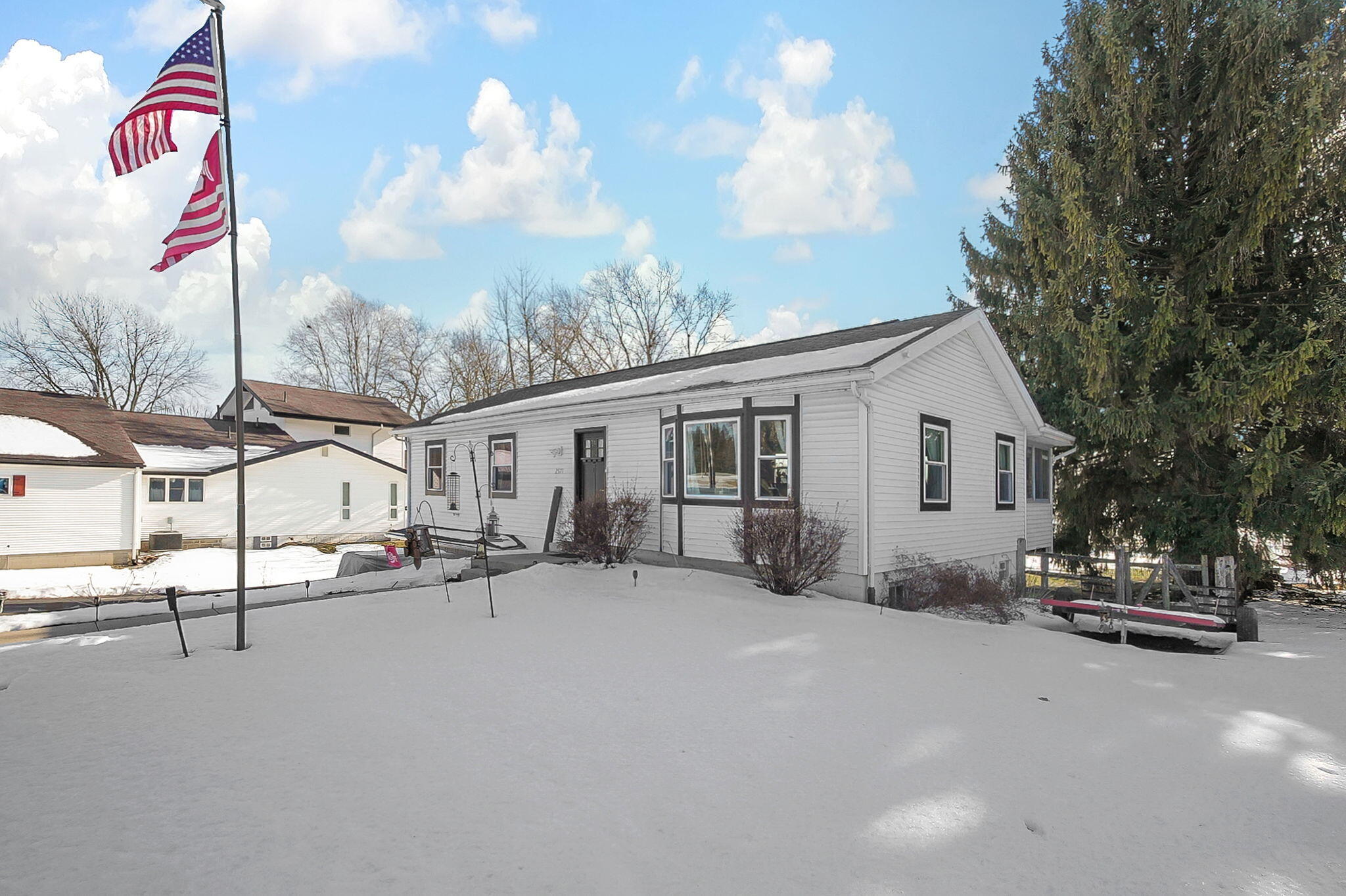 2571 Choctaw Drive, London, Ohio 43140