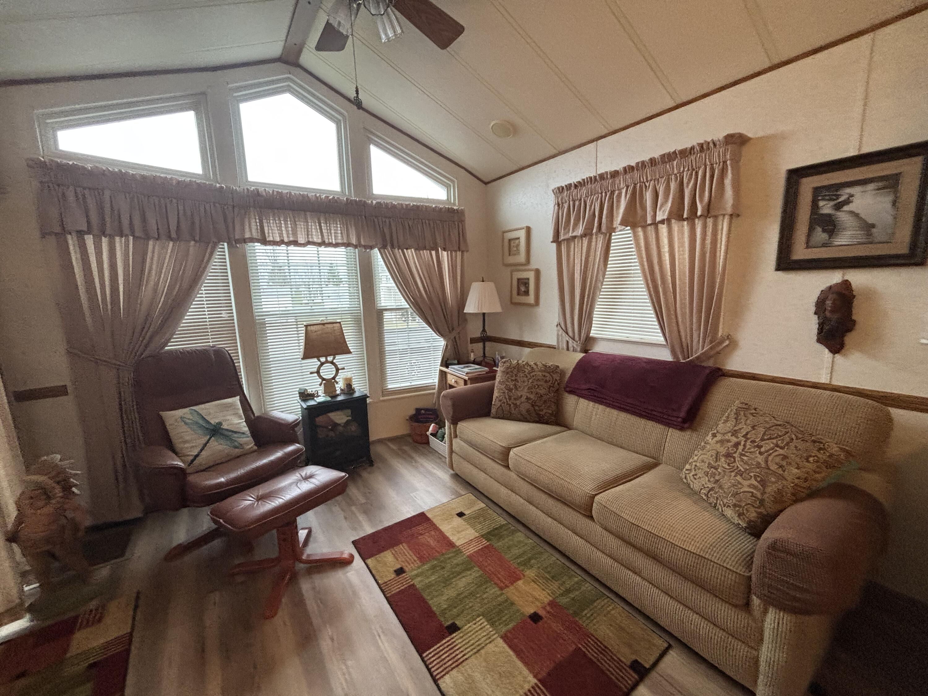 11377 Township Road 266, Lakeview, Ohio 43331