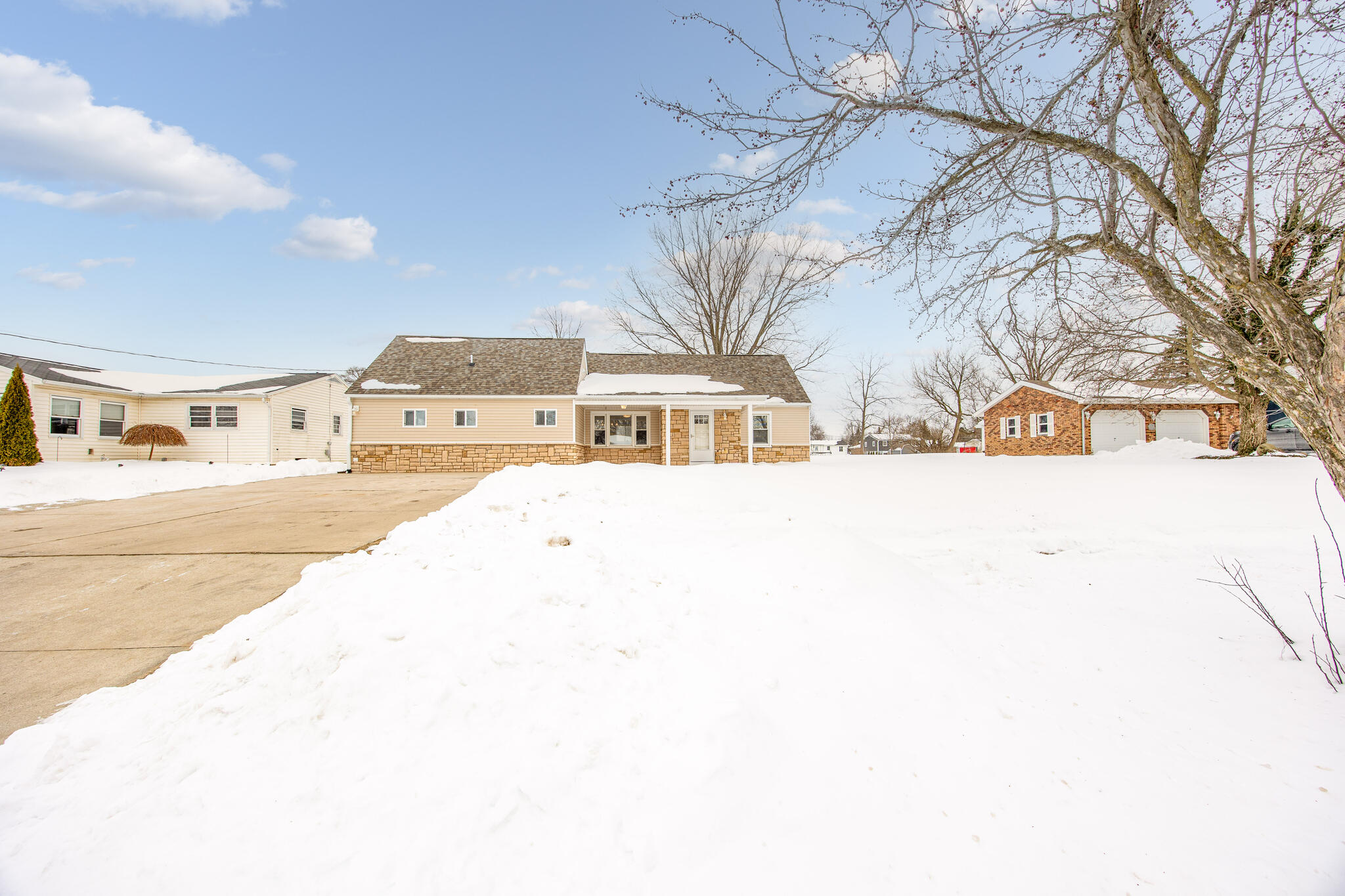 424 Hoopengarner Street, Wapakoneta, Ohio 45895