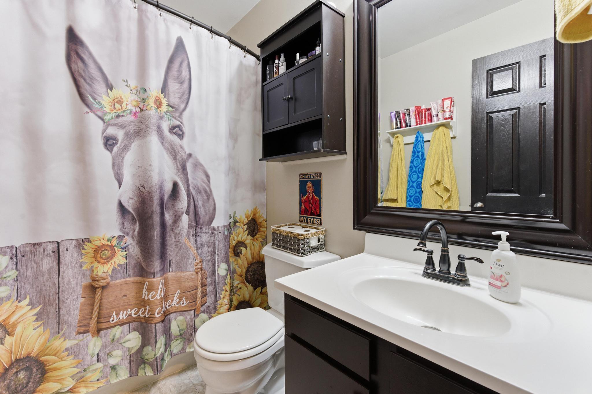 1031 Meadowrun Road, Englewood, Ohio 45322