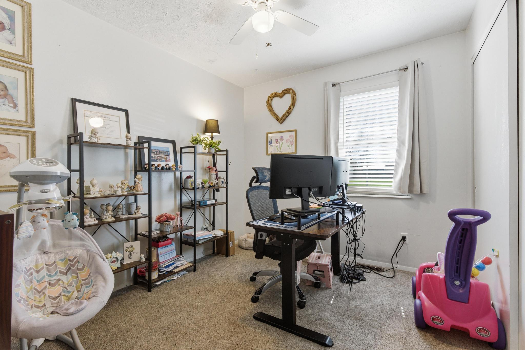 1031 Meadowrun Road, Englewood, Ohio 45322