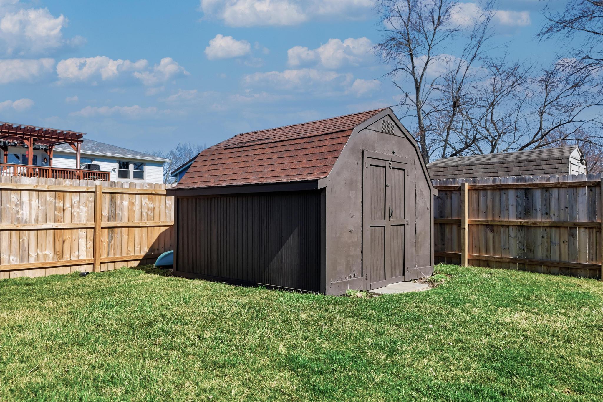 1031 Meadowrun Road, Englewood, Ohio 45322