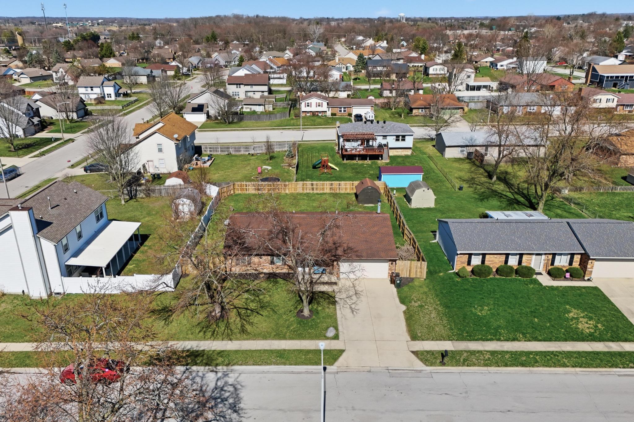 1031 Meadowrun Road, Englewood, Ohio 45322