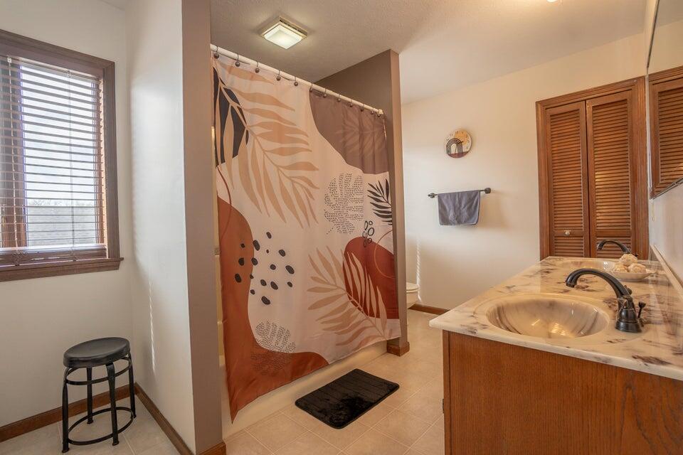 9342 Pasco Montra Road, Sidney, Ohio 45365