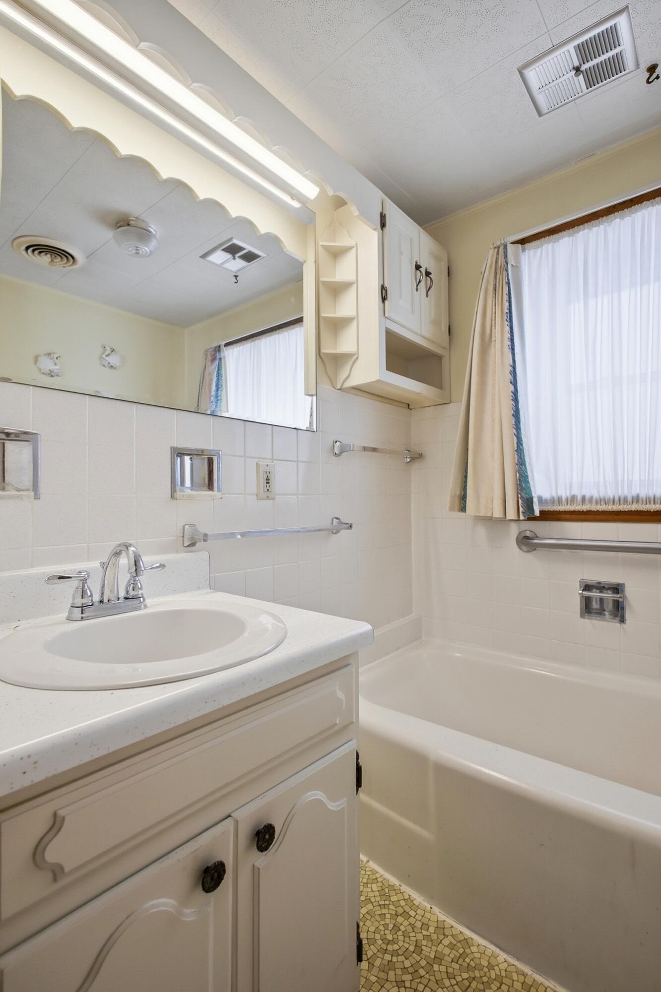 5210 Kerns Road, Springfield, Ohio 45502