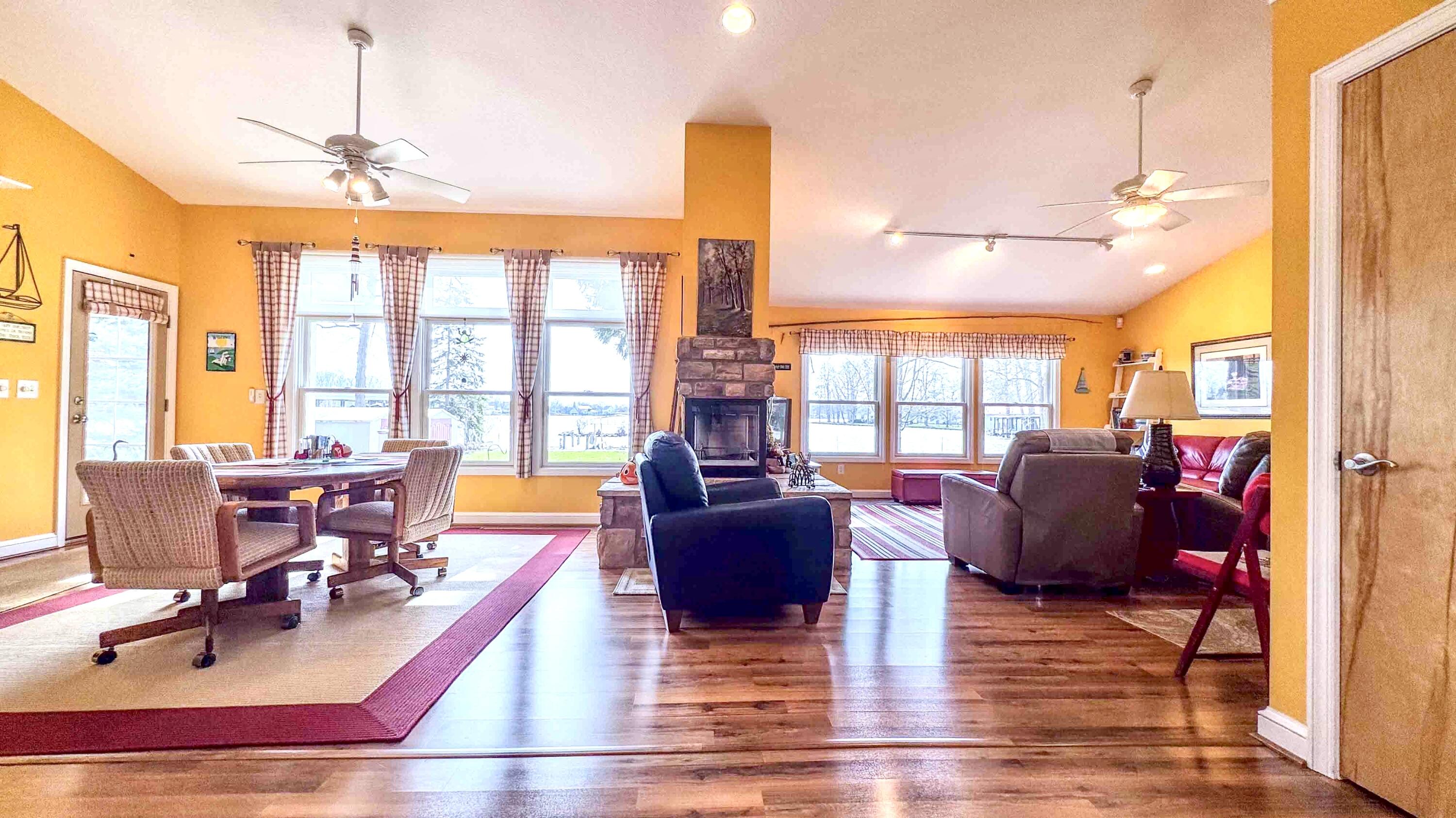 9668 Lakeshore Drive, Huntsville, Ohio 43324