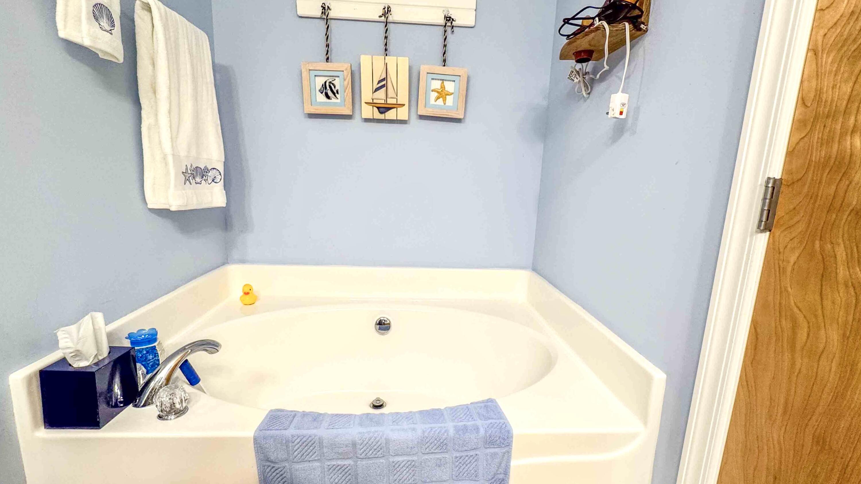 9668 Lakeshore Drive, Huntsville, Ohio 43324