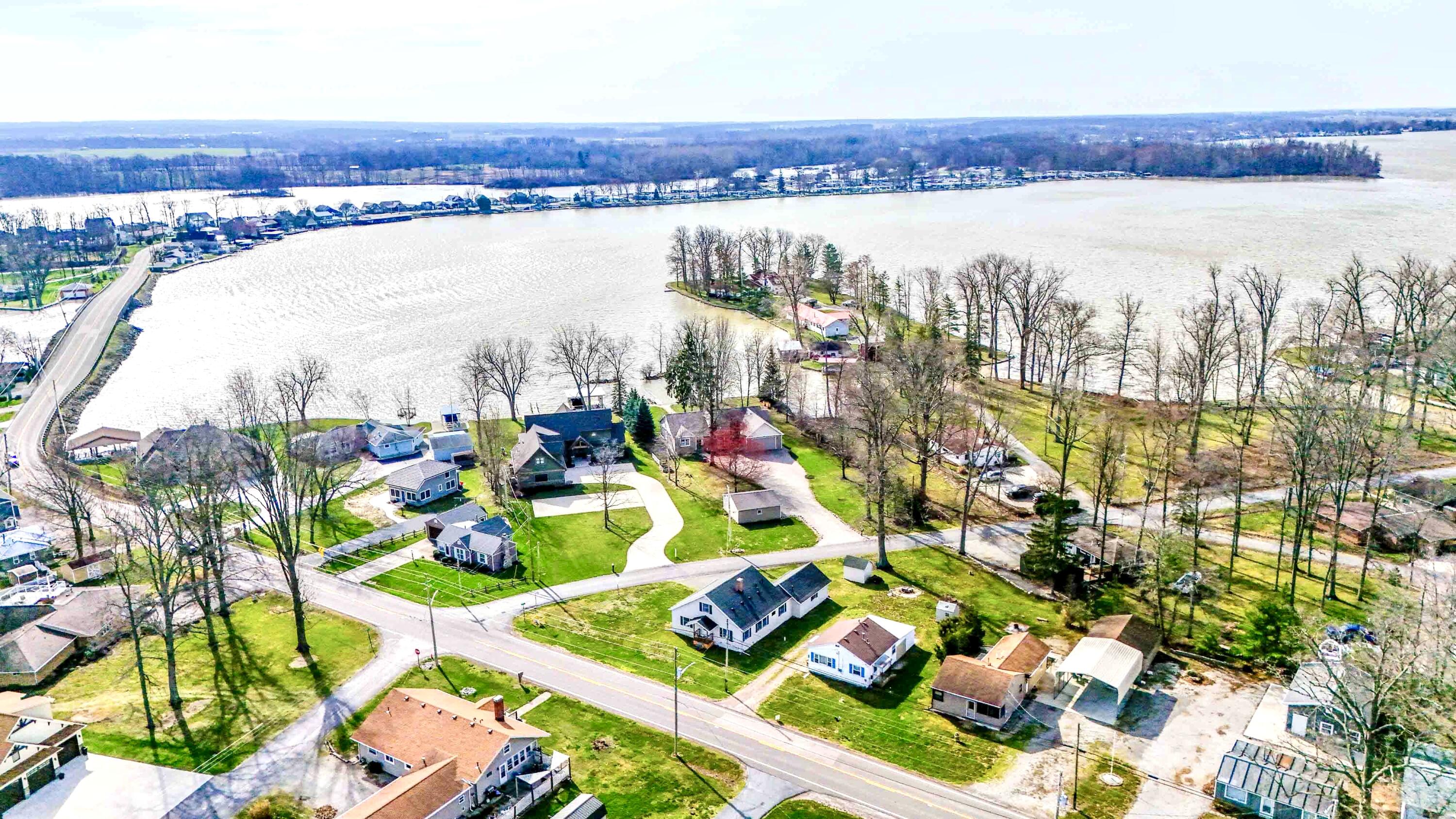 9668 Lakeshore Drive, Huntsville, Ohio 43324