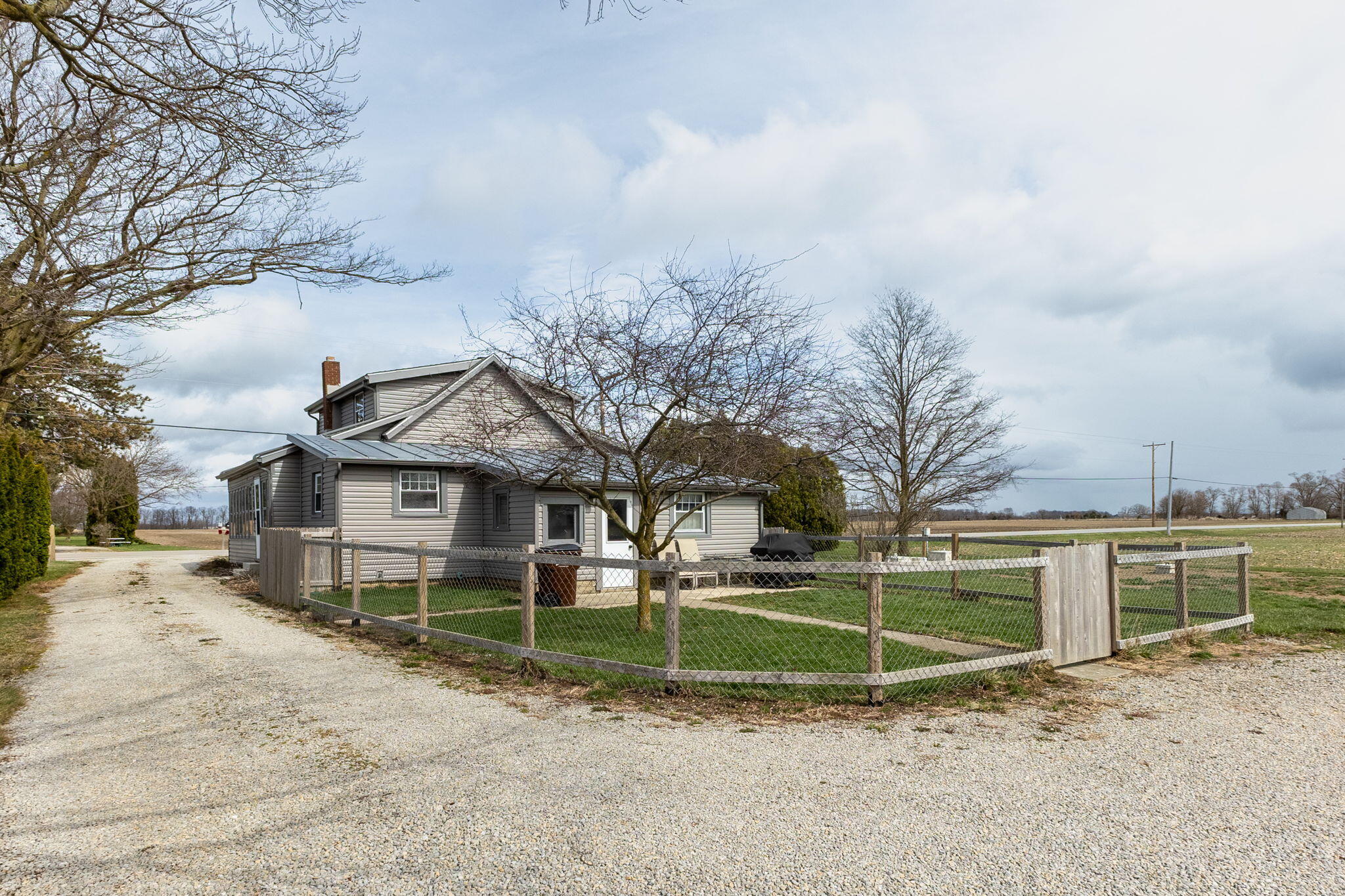 7627 Horatio-Harris Creek Road, Bradford, Ohio 45308