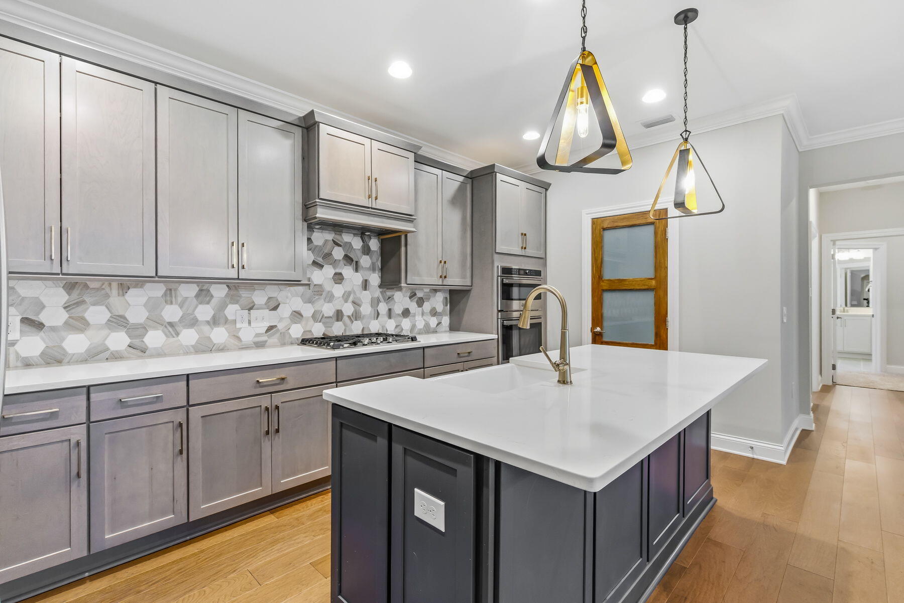 3688 Furlong Drive, Grove City, Ohio 43123