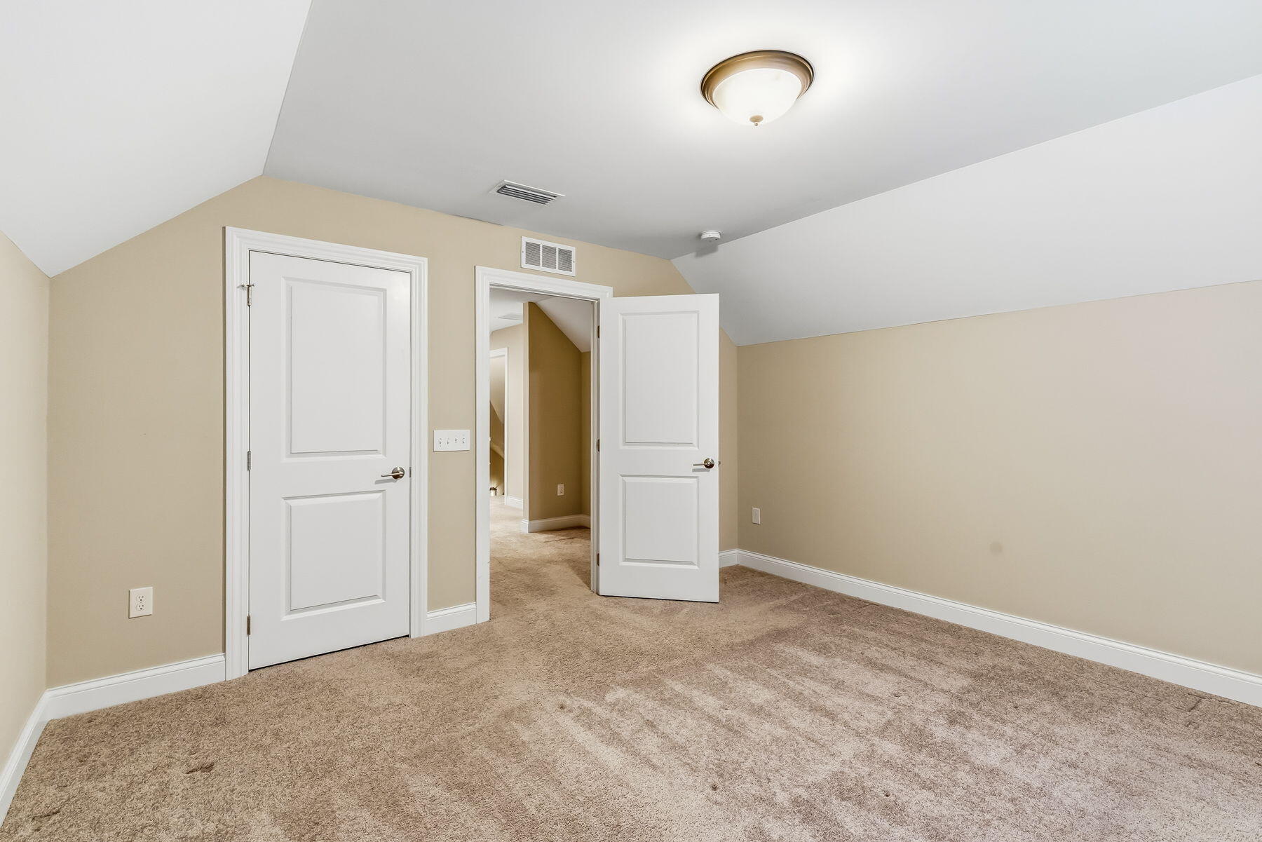 3688 Furlong Drive, Grove City, Ohio 43123