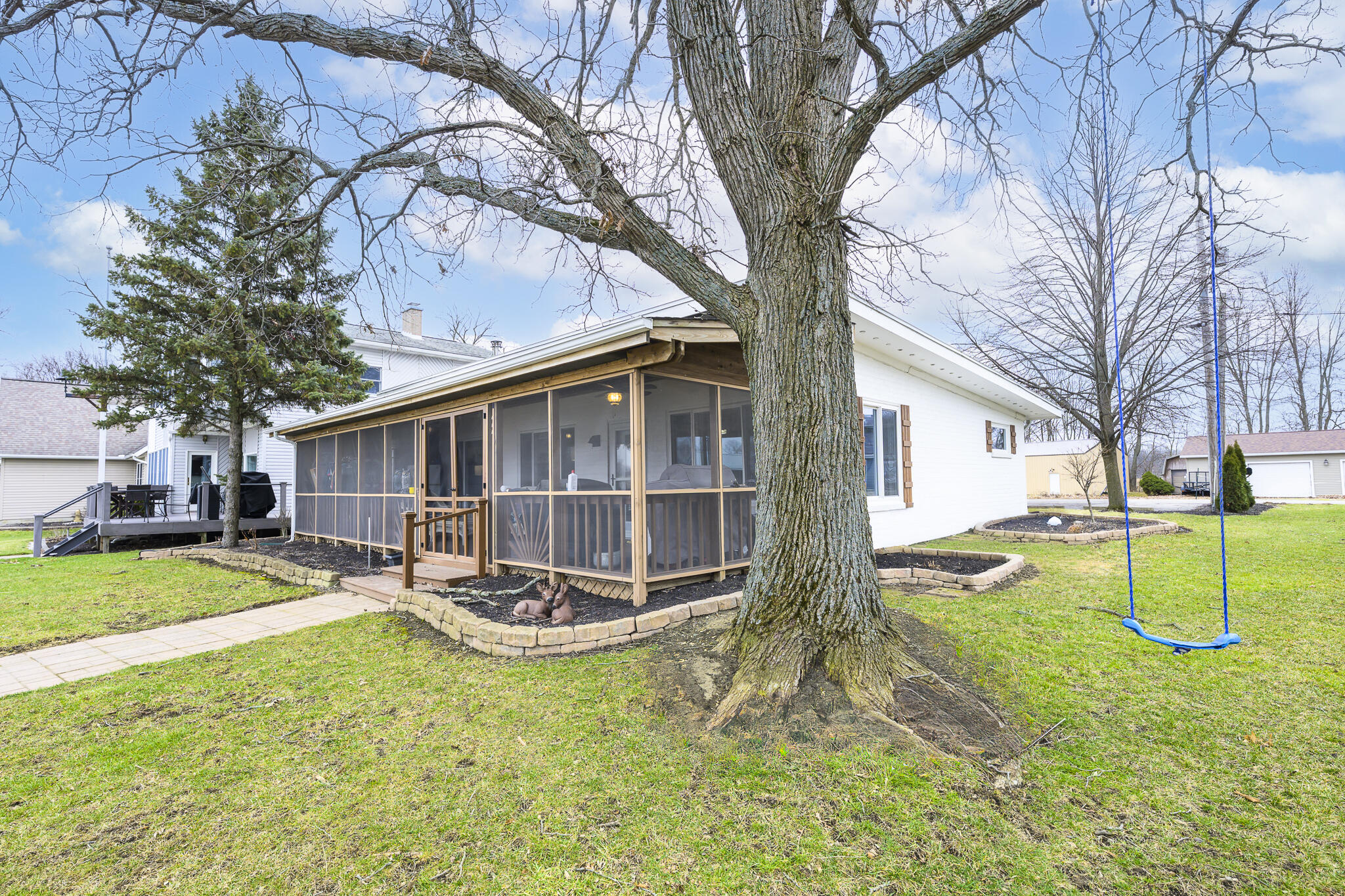 9833 Lake Breeze Drive, Belle Center, Ohio 43310