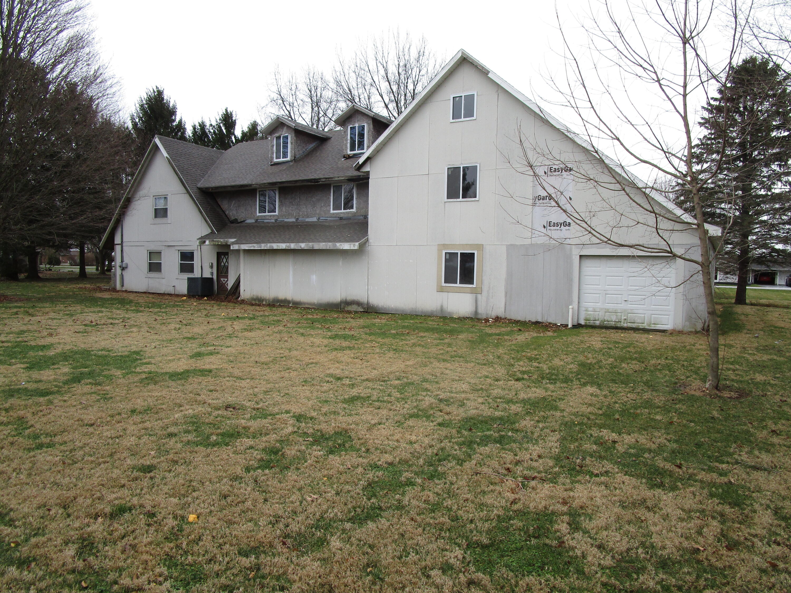 4954 County Line Road, Springfield, Ohio 45502