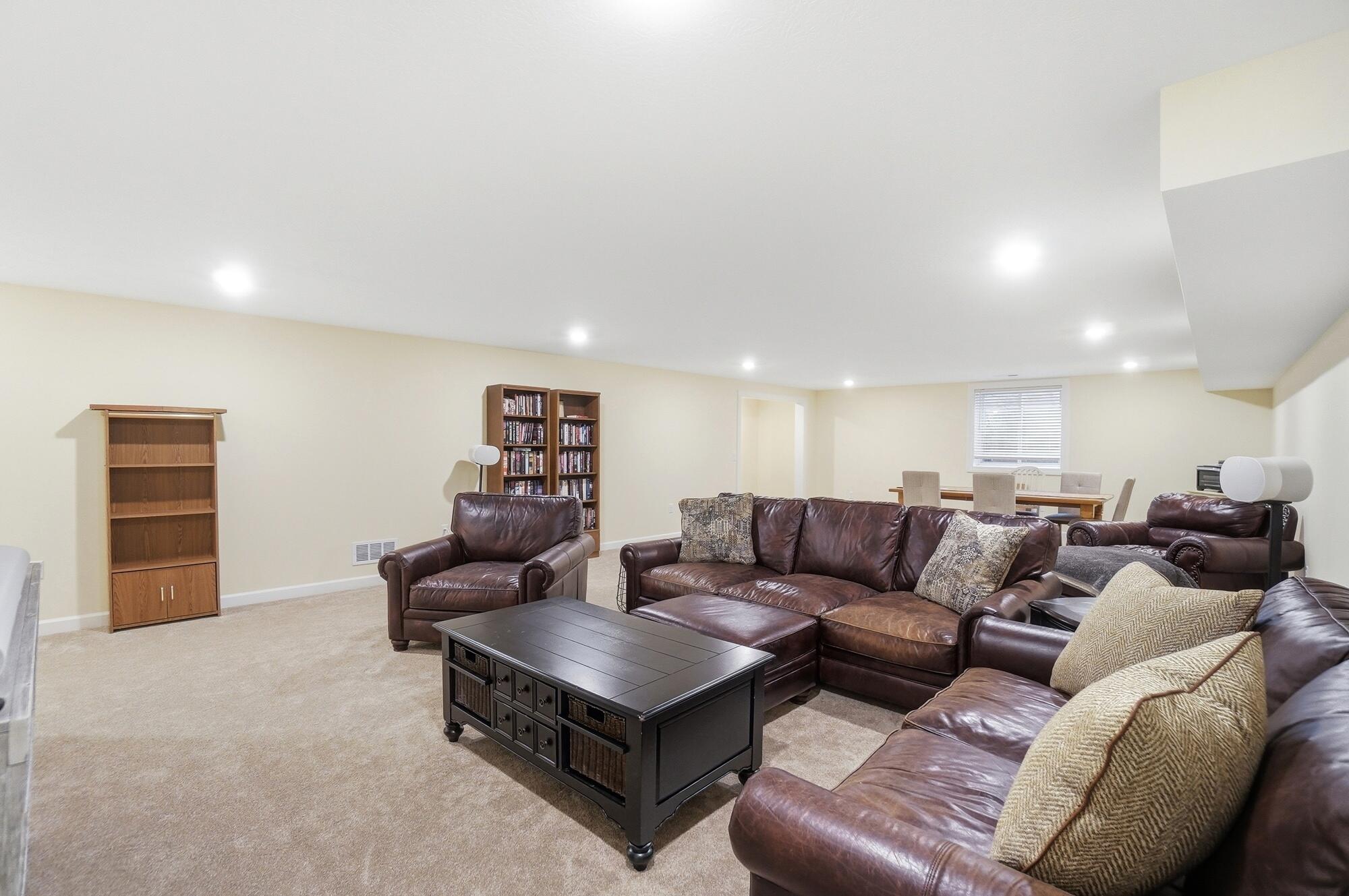 2765 Liette Drive, Troy, Ohio 45373