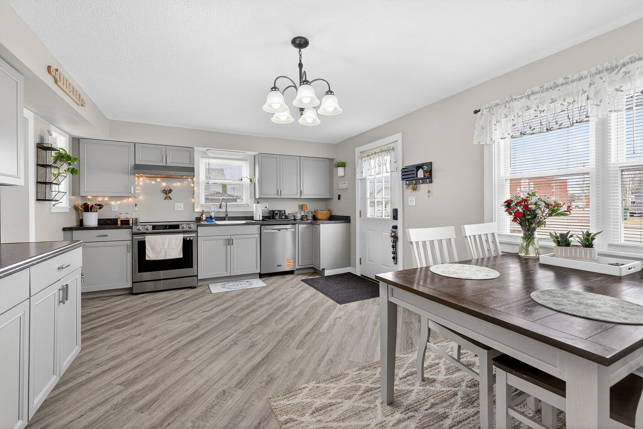 10988 Archer Street, Rosewood, Ohio 43070