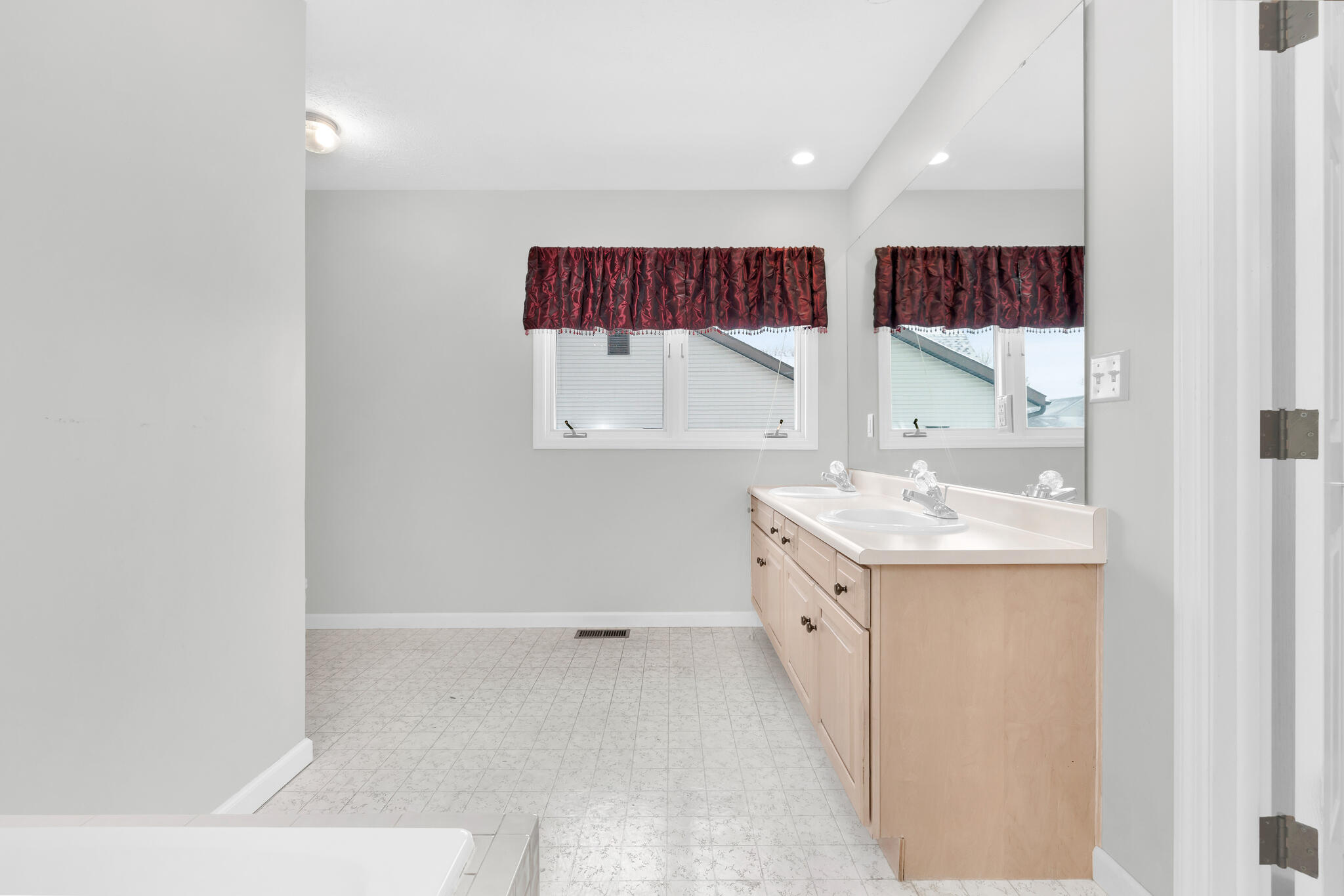 111 East Glen Drive, Bellefontaine, Ohio 43311