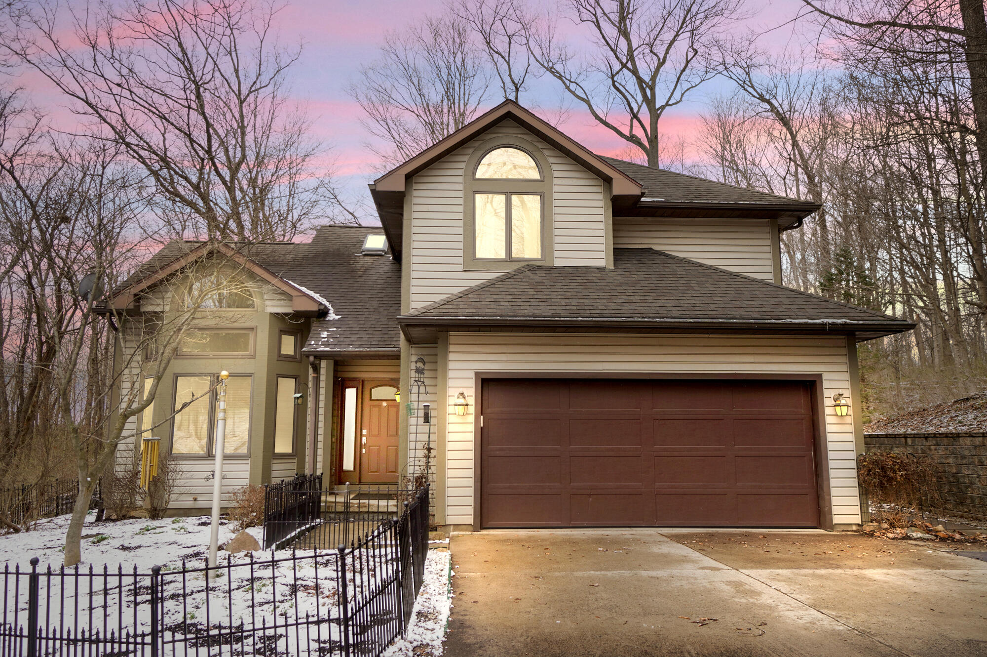 180 Country Road, Urbana, Ohio 43078