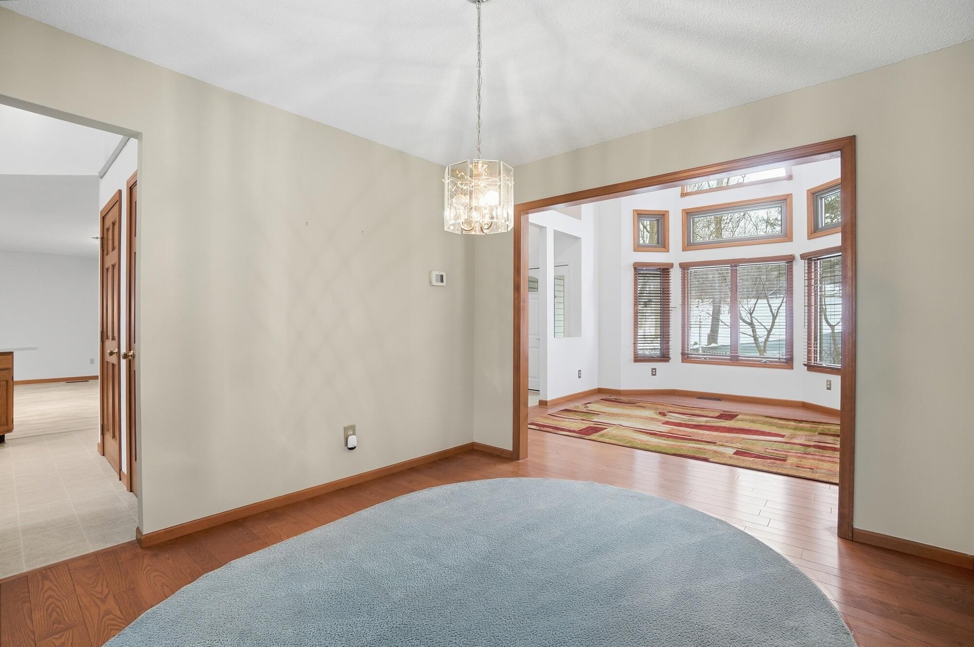 180 Country Road, Urbana, Ohio 43078