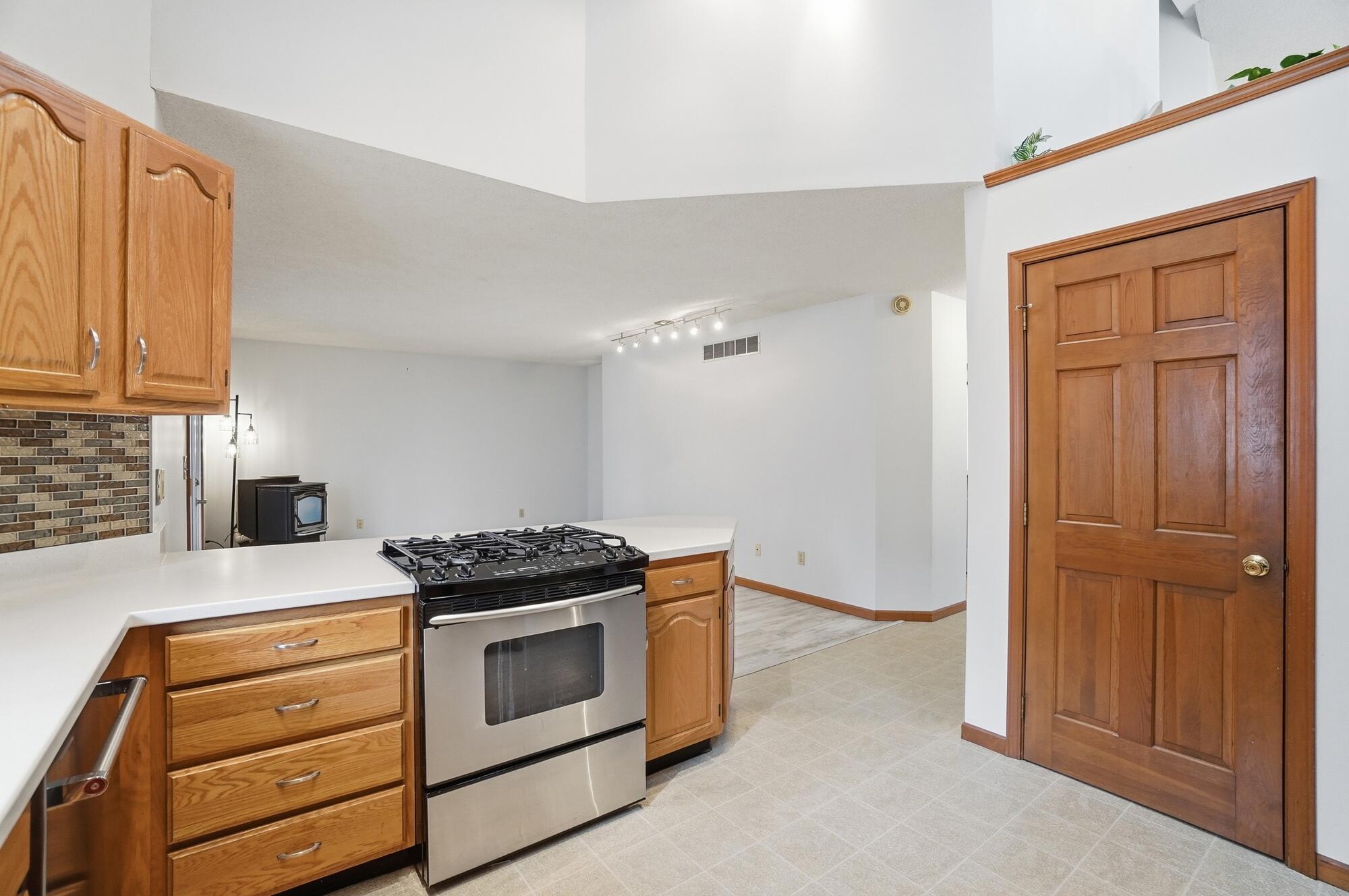 180 Country Road, Urbana, Ohio 43078