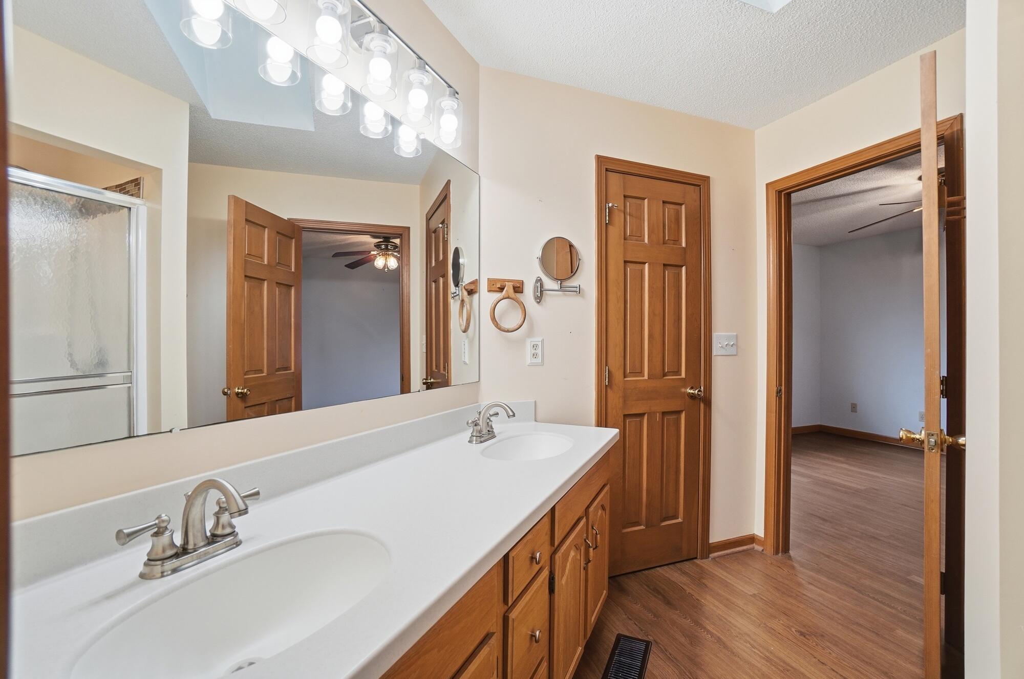 180 Country Road, Urbana, Ohio 43078