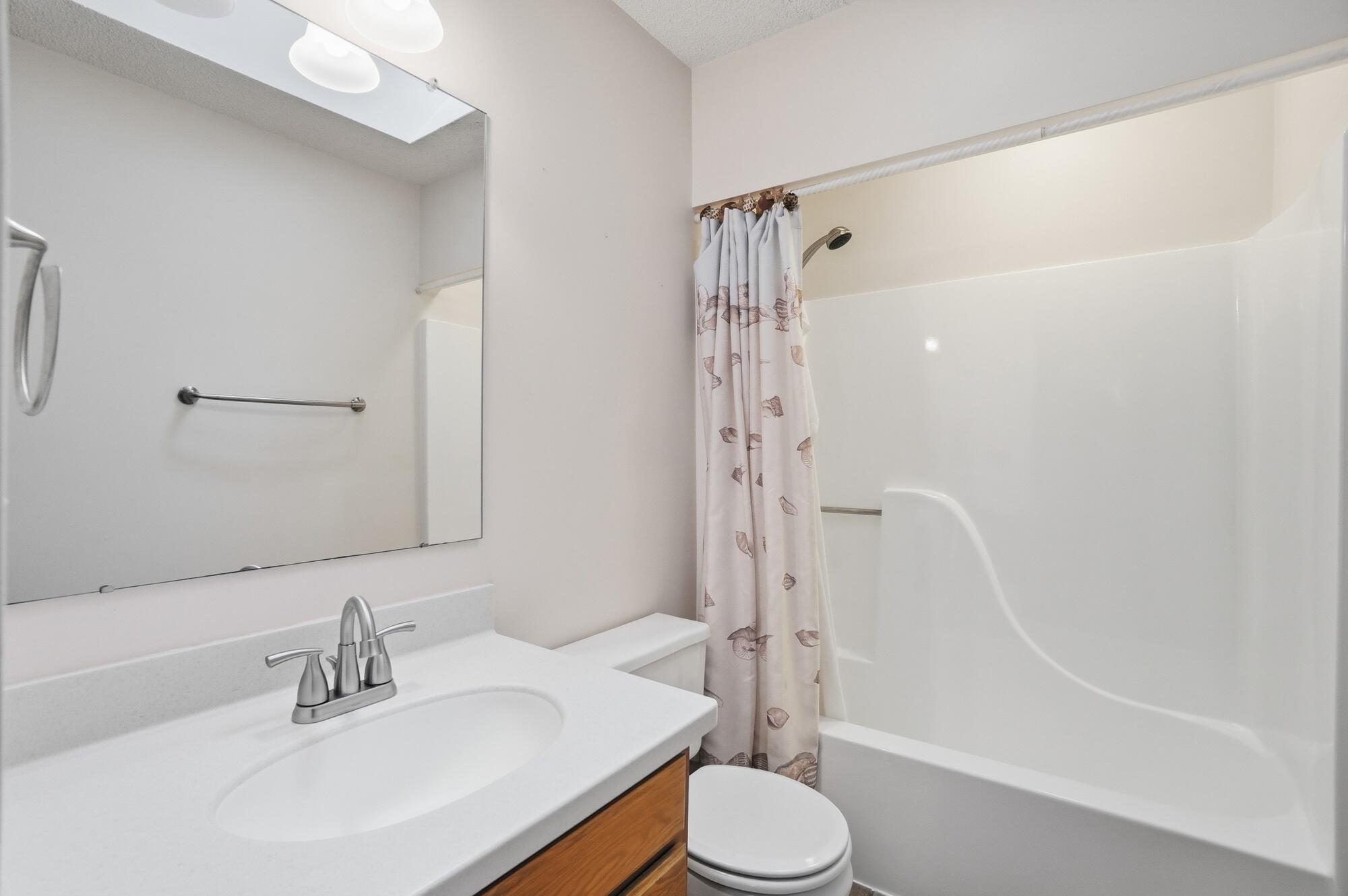 180 Country Road, Urbana, Ohio 43078