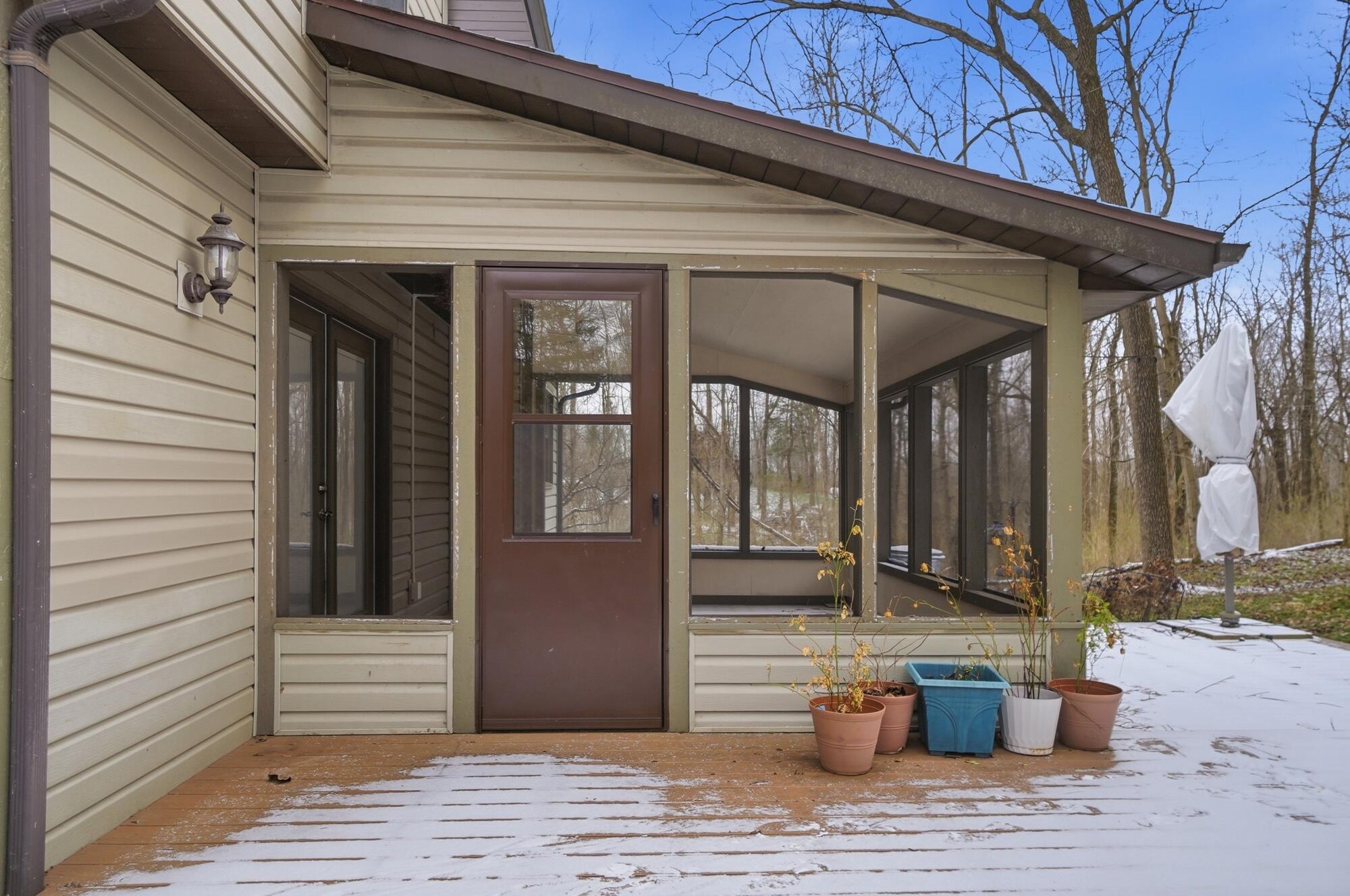 180 Country Road, Urbana, Ohio 43078