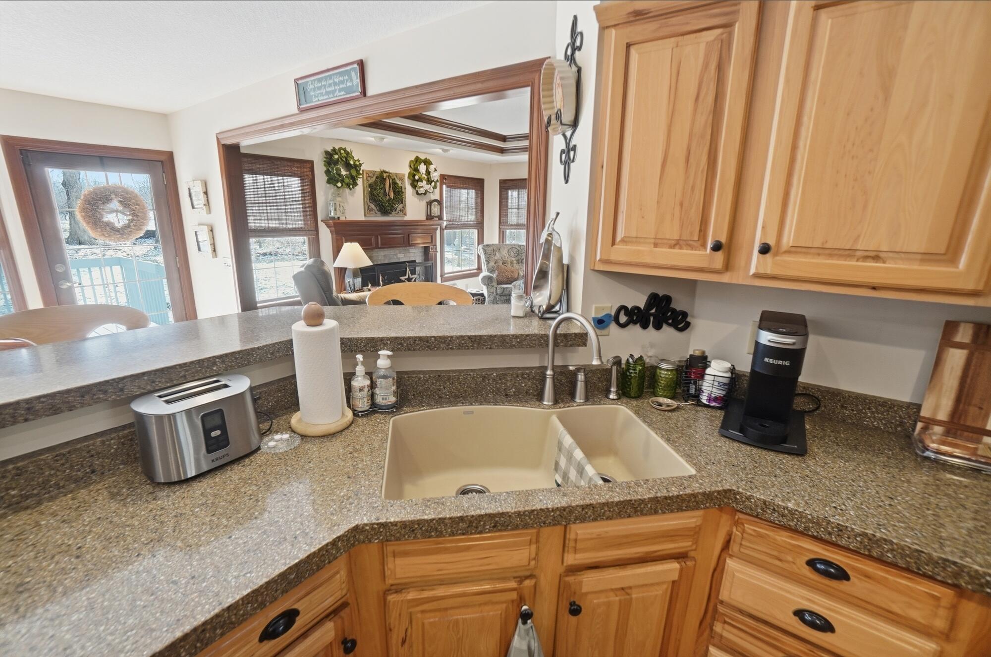 5300 Brookshire Lane, Springfield, Ohio 45502