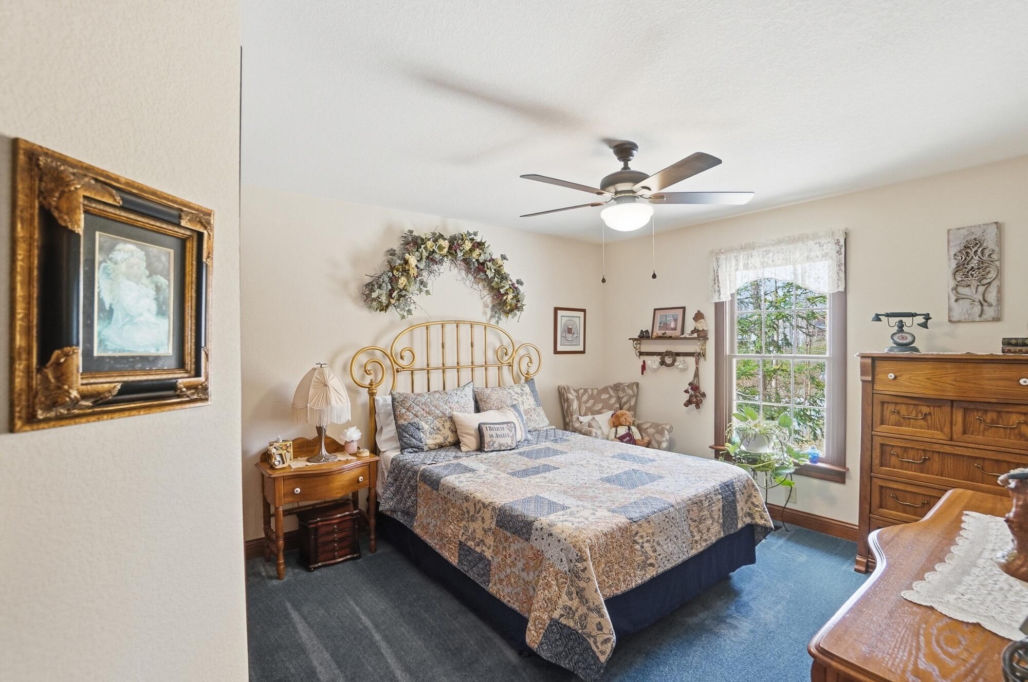 5300 Brookshire Lane, Springfield, Ohio 45502