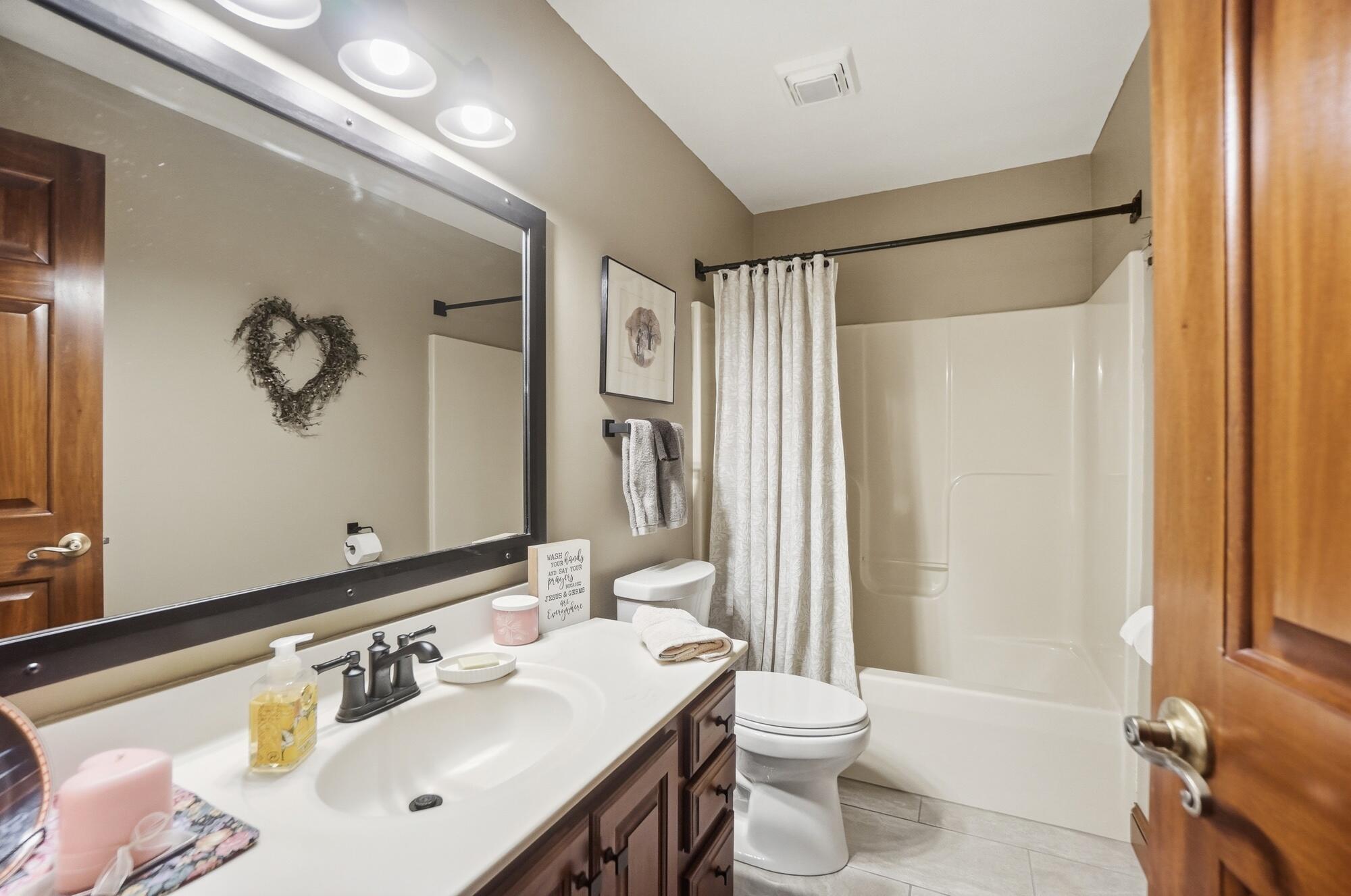 5300 Brookshire Lane, Springfield, Ohio 45502