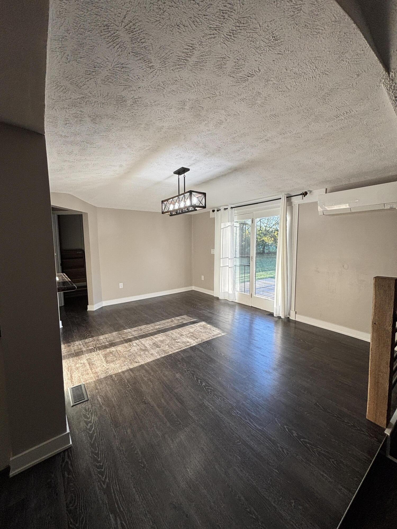 2800 Craig Road, Springfield, Ohio 45502