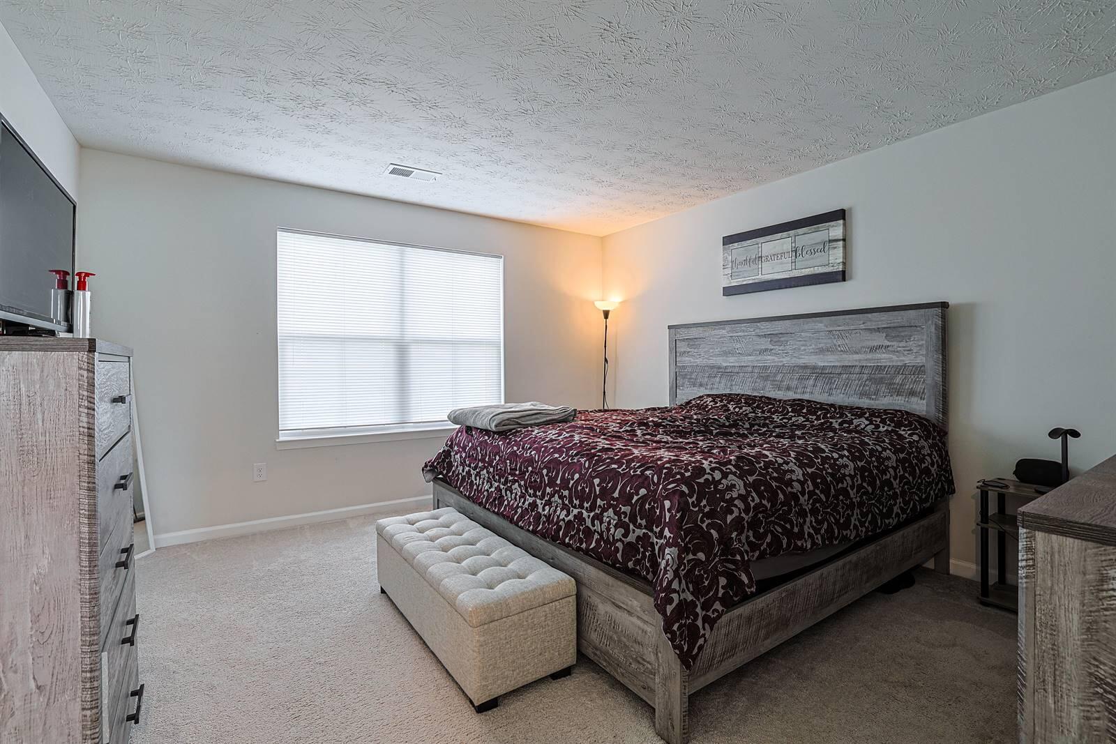 320 Chevington Chase, Tipp City, Ohio 45371